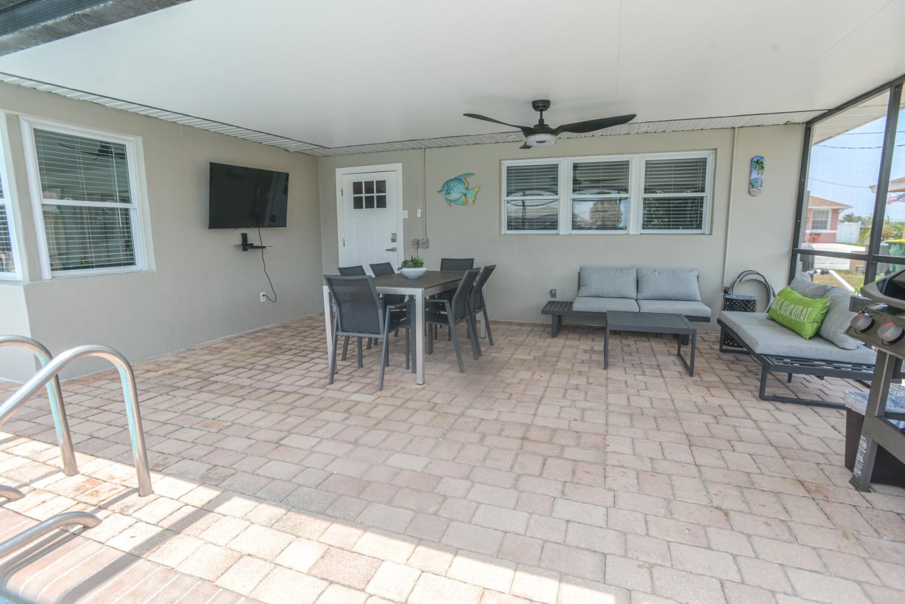 Four-Bedroom House photo 3