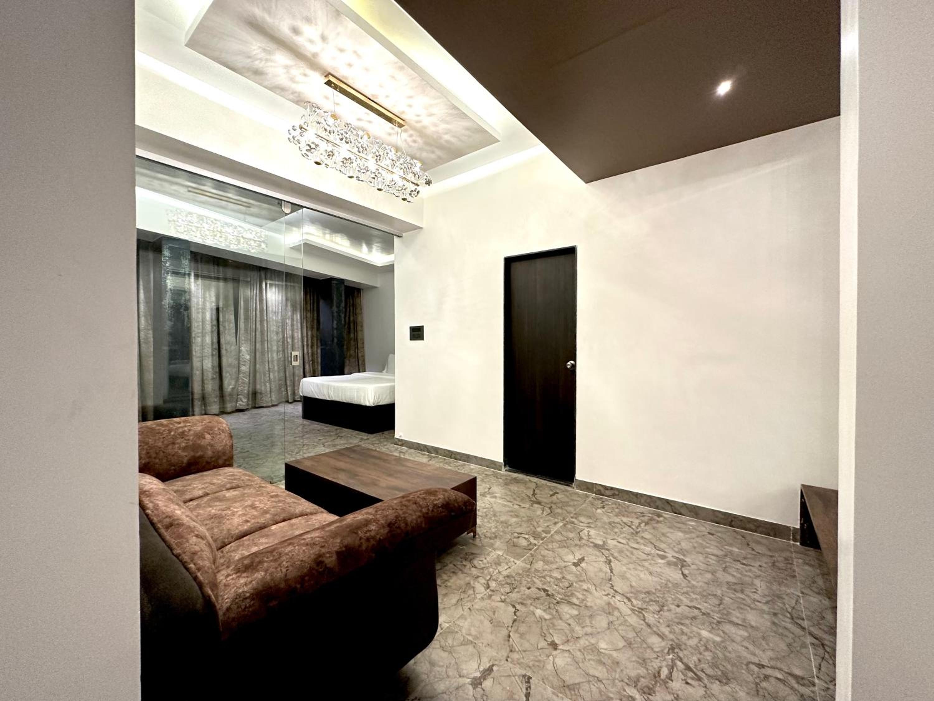 King Suite with Spa Bath photo 1