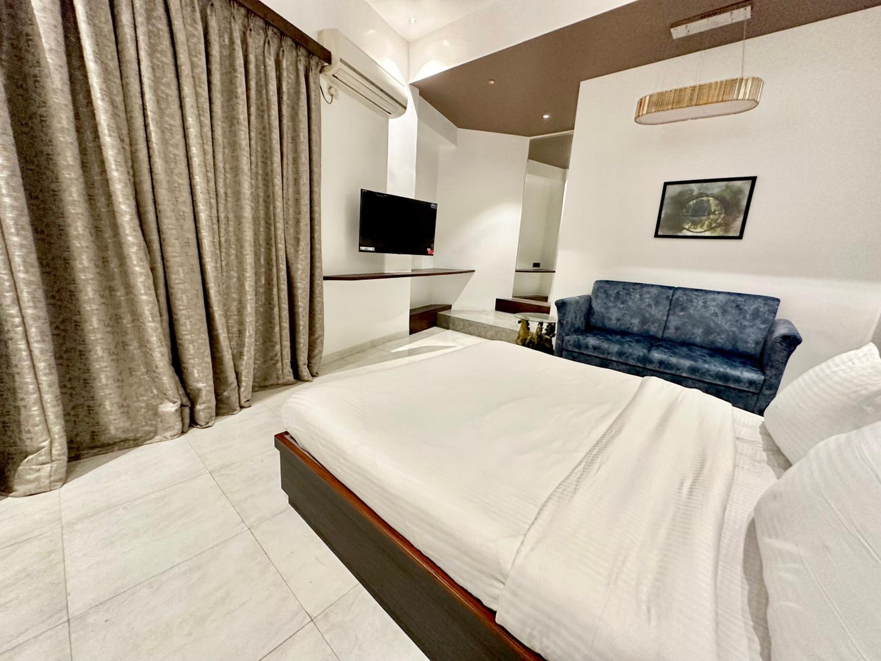 Superior King Room photo 2