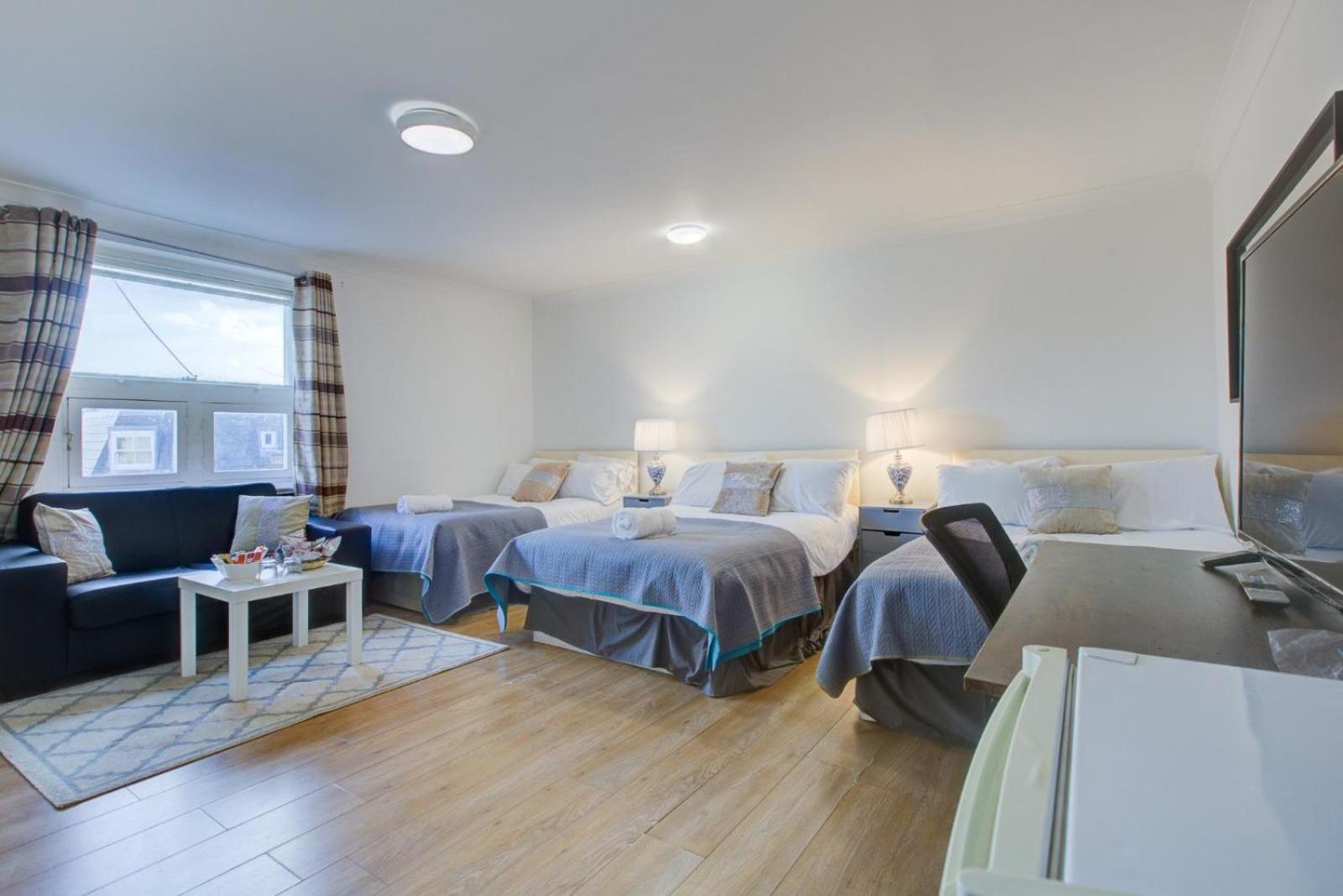 Deluxe Triple Room