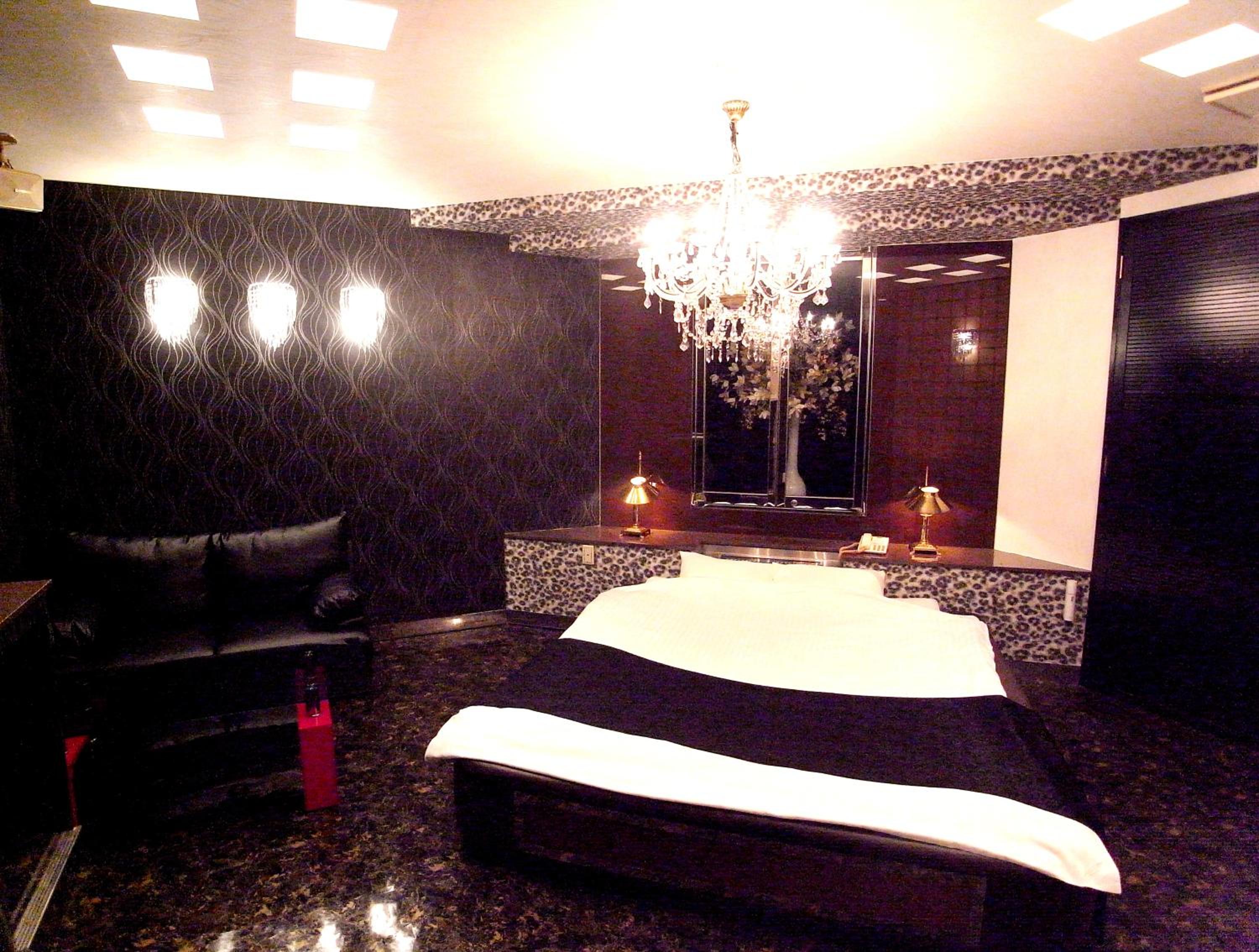 Double Room - 21:00 Check-in - Photo 9