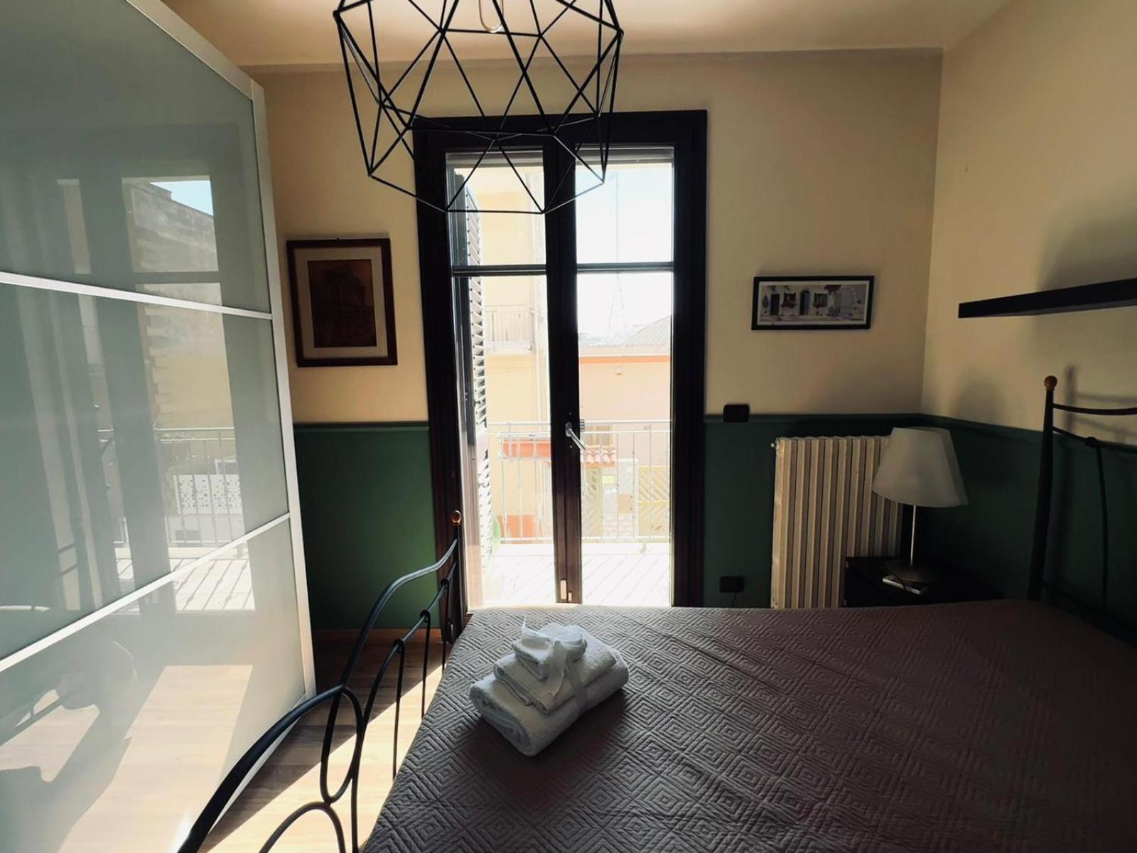 One-Bedroom Apartment with Balcony