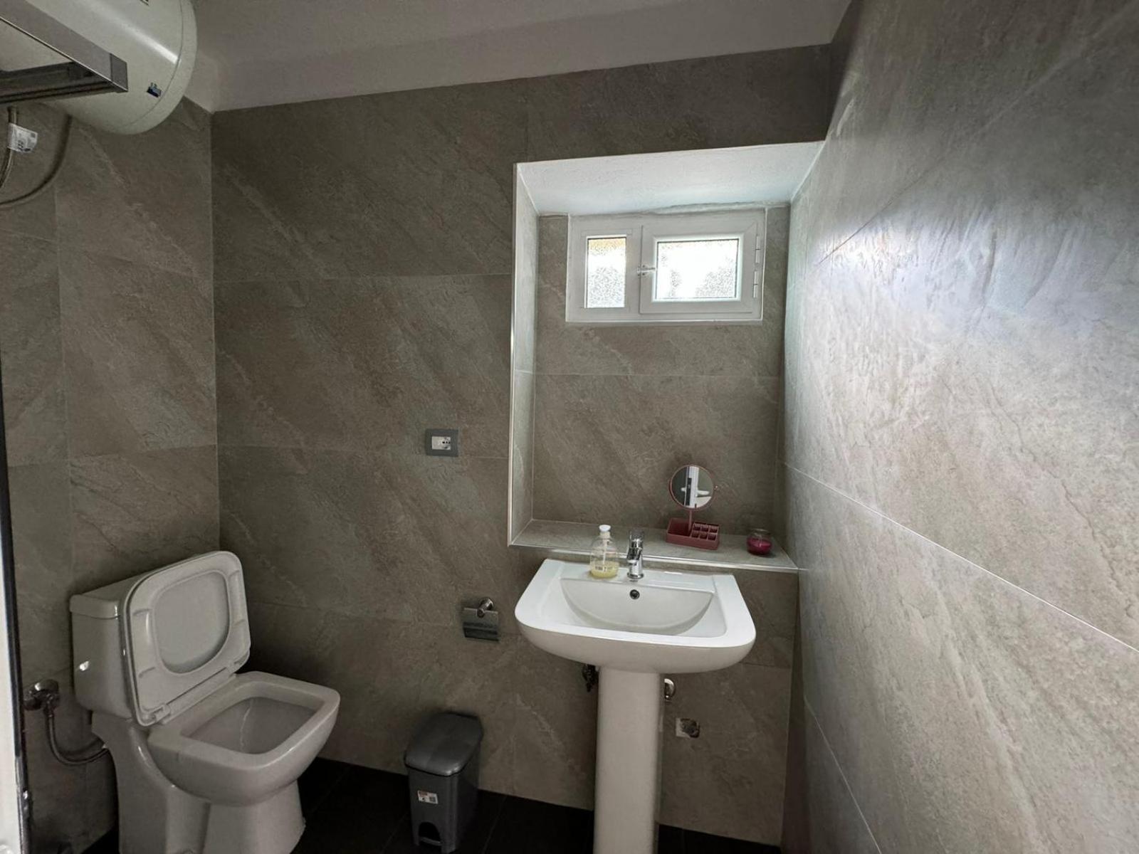 Basic Triple Room