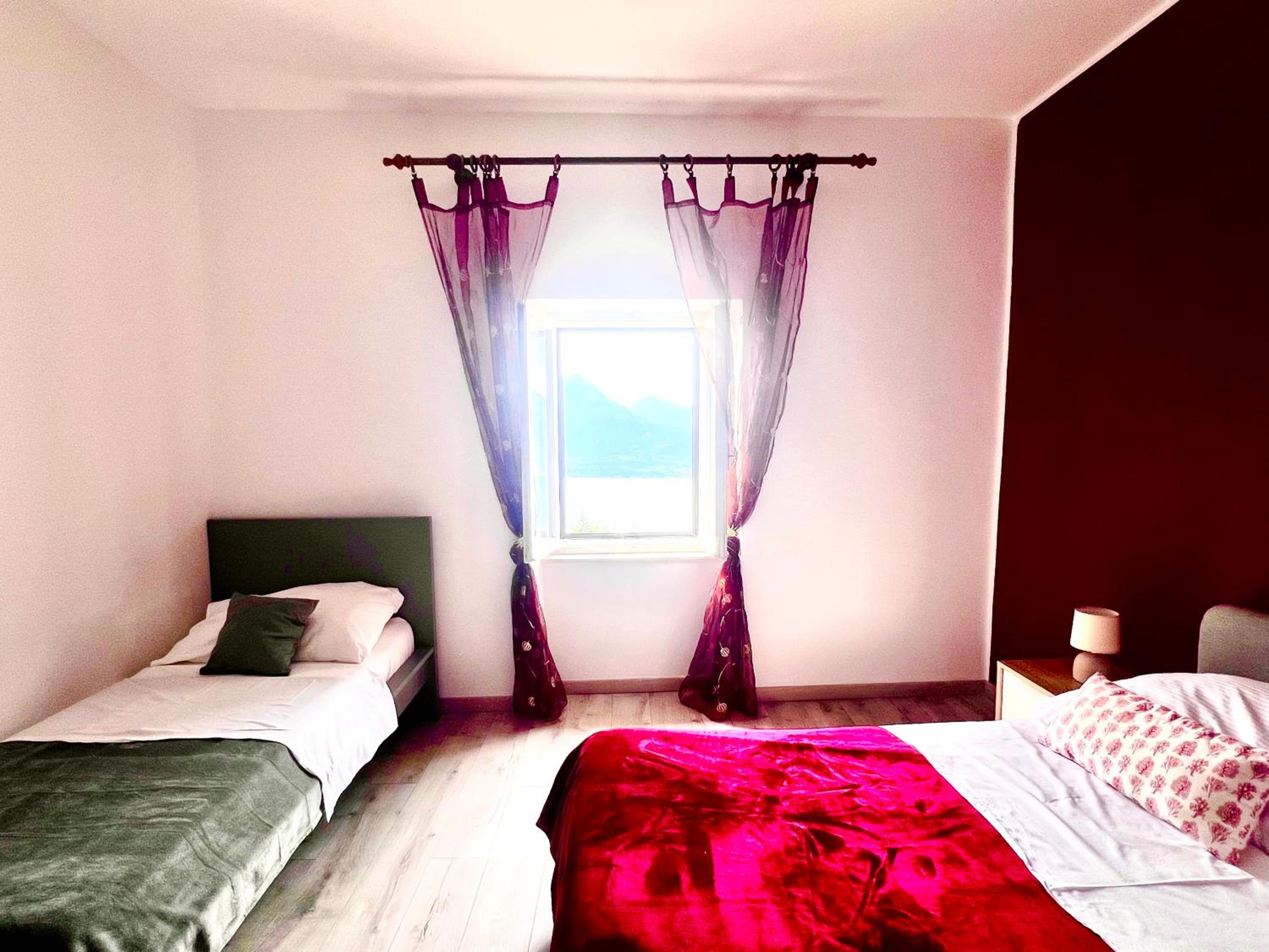Two-Bedroom Apartment With Lake View photo 3