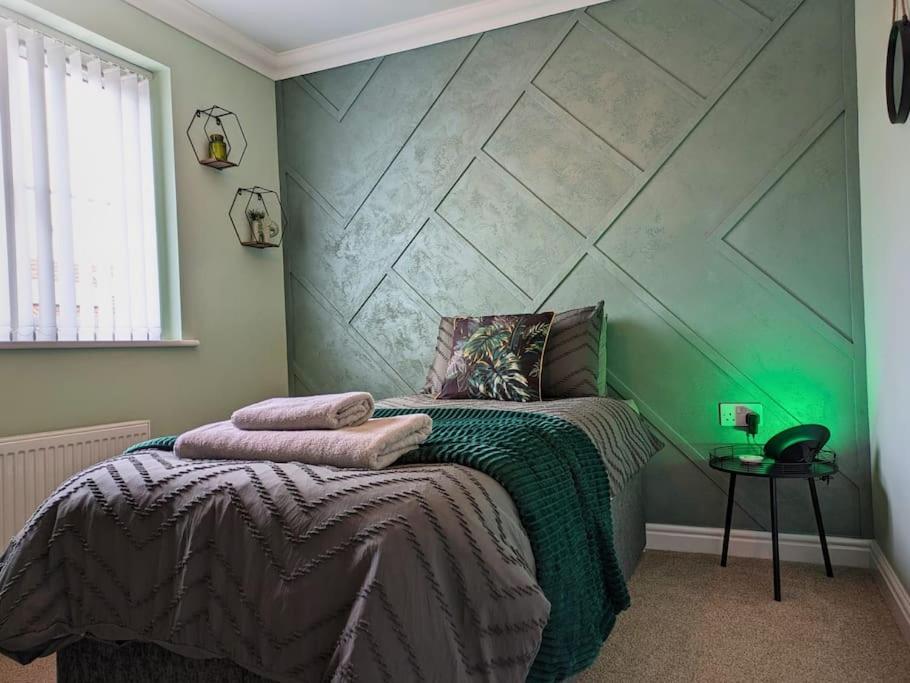 Two-Bedroom House photo 2