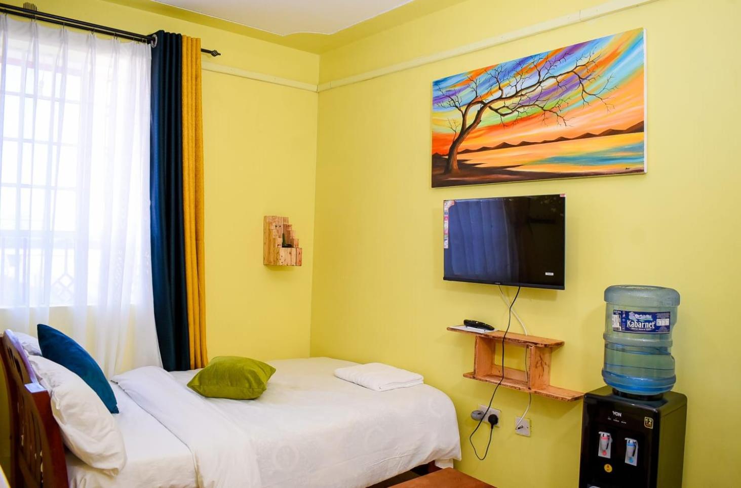 One-Bedroom Apartment with Balcony photo 1