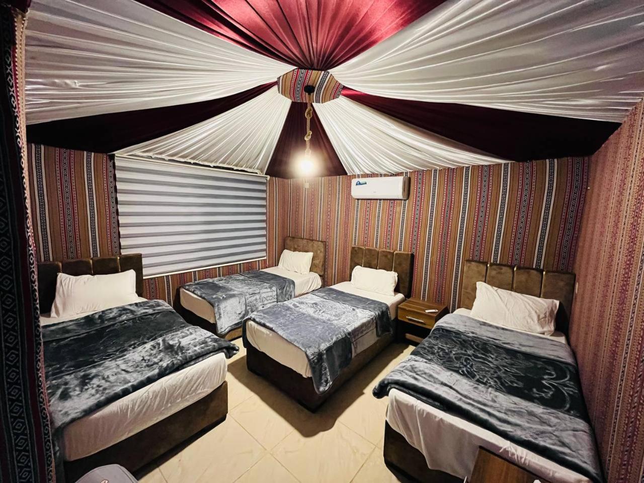 Deluxe Quadruple Room photo 1