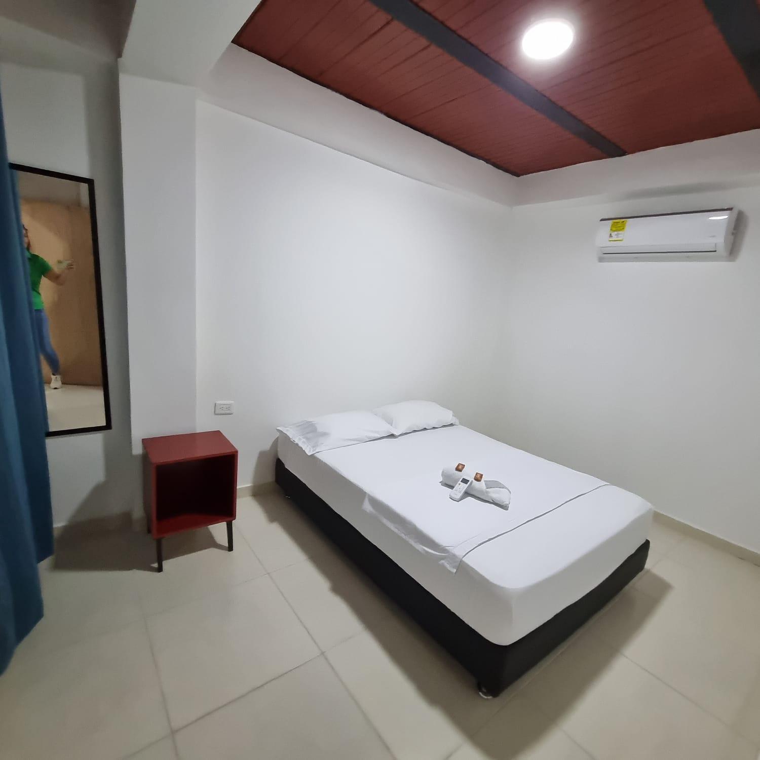 Large Double Room photo 2