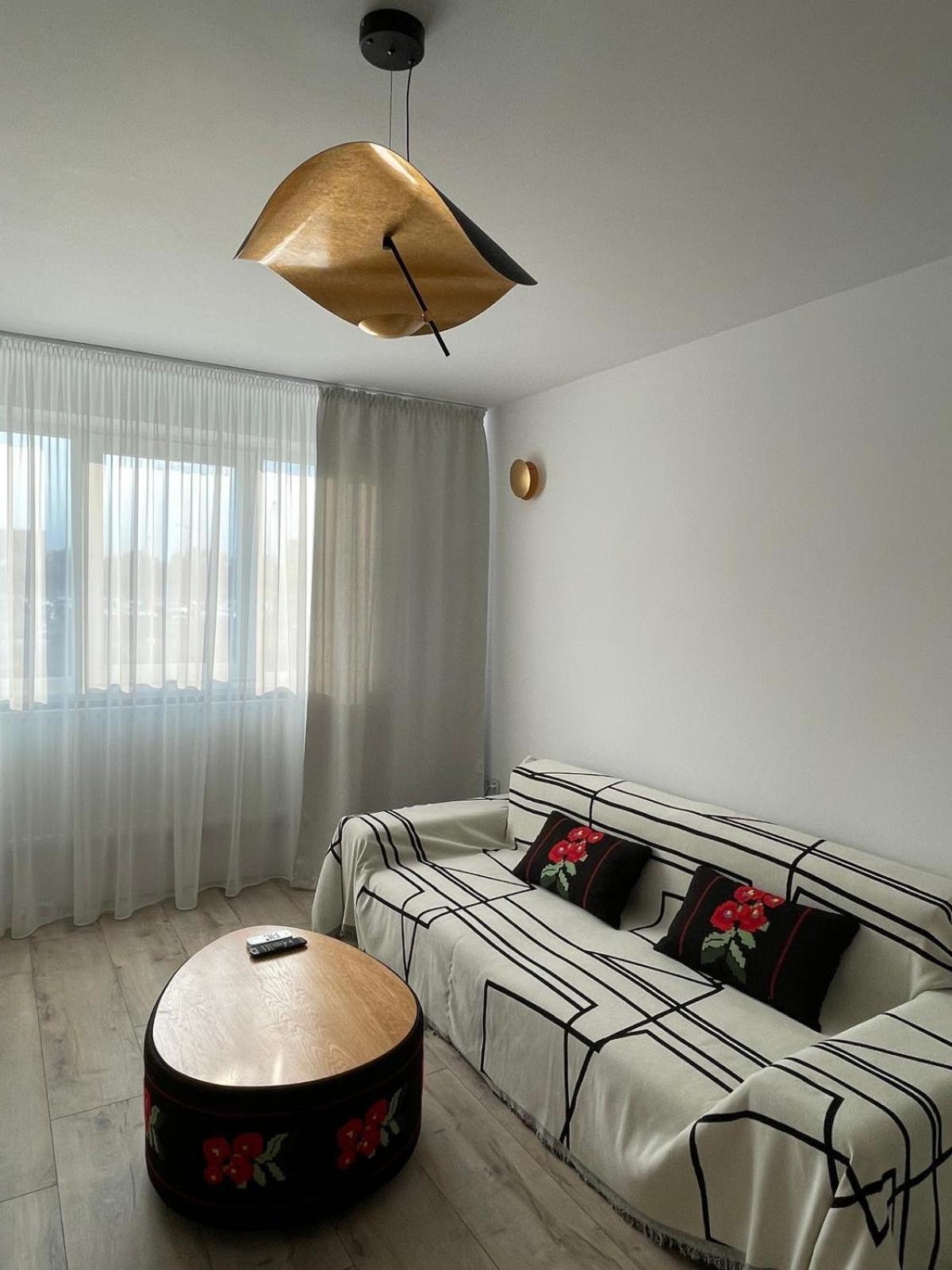 One-Bedroom Apartment photo 2