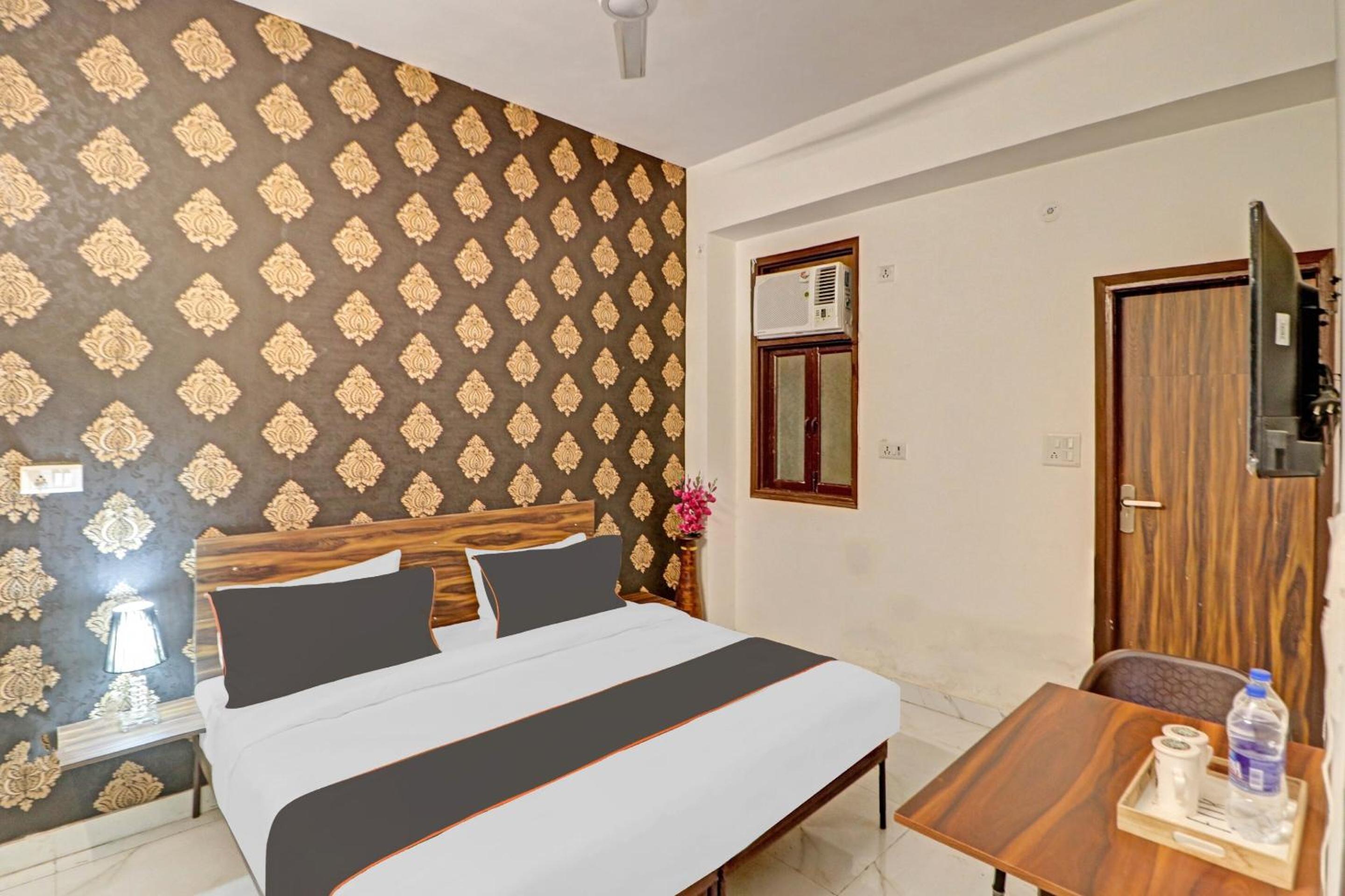 Classic Triple Room