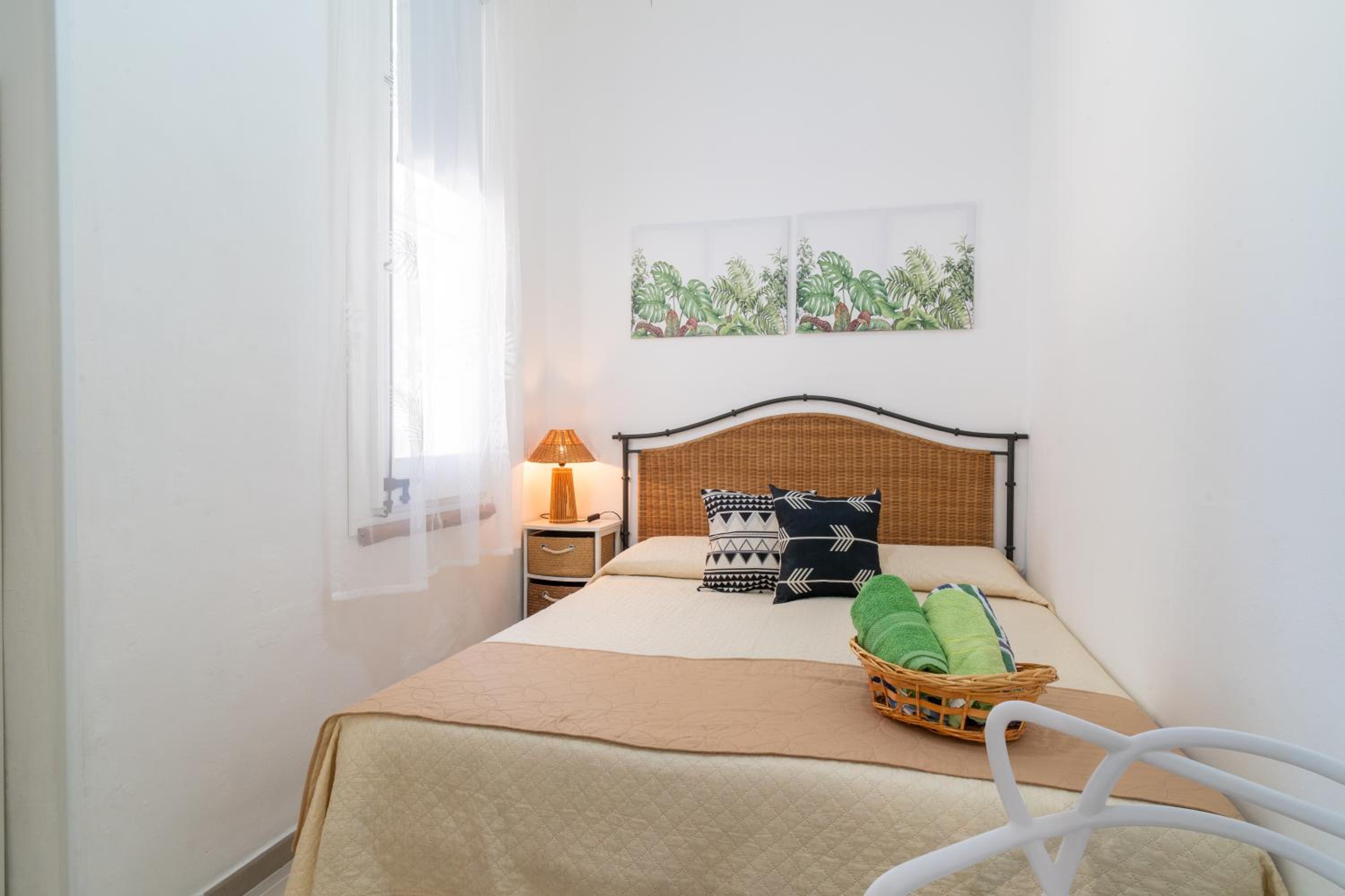 Three-Bedroom House photo 2