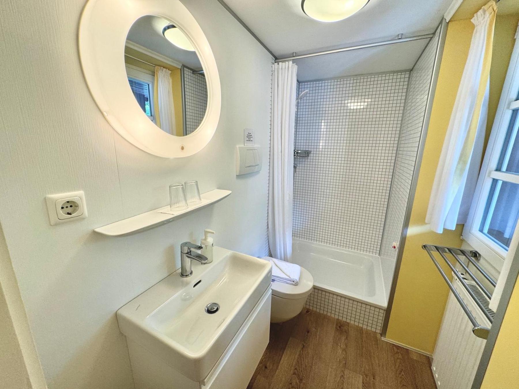 Double Room - Photo 6