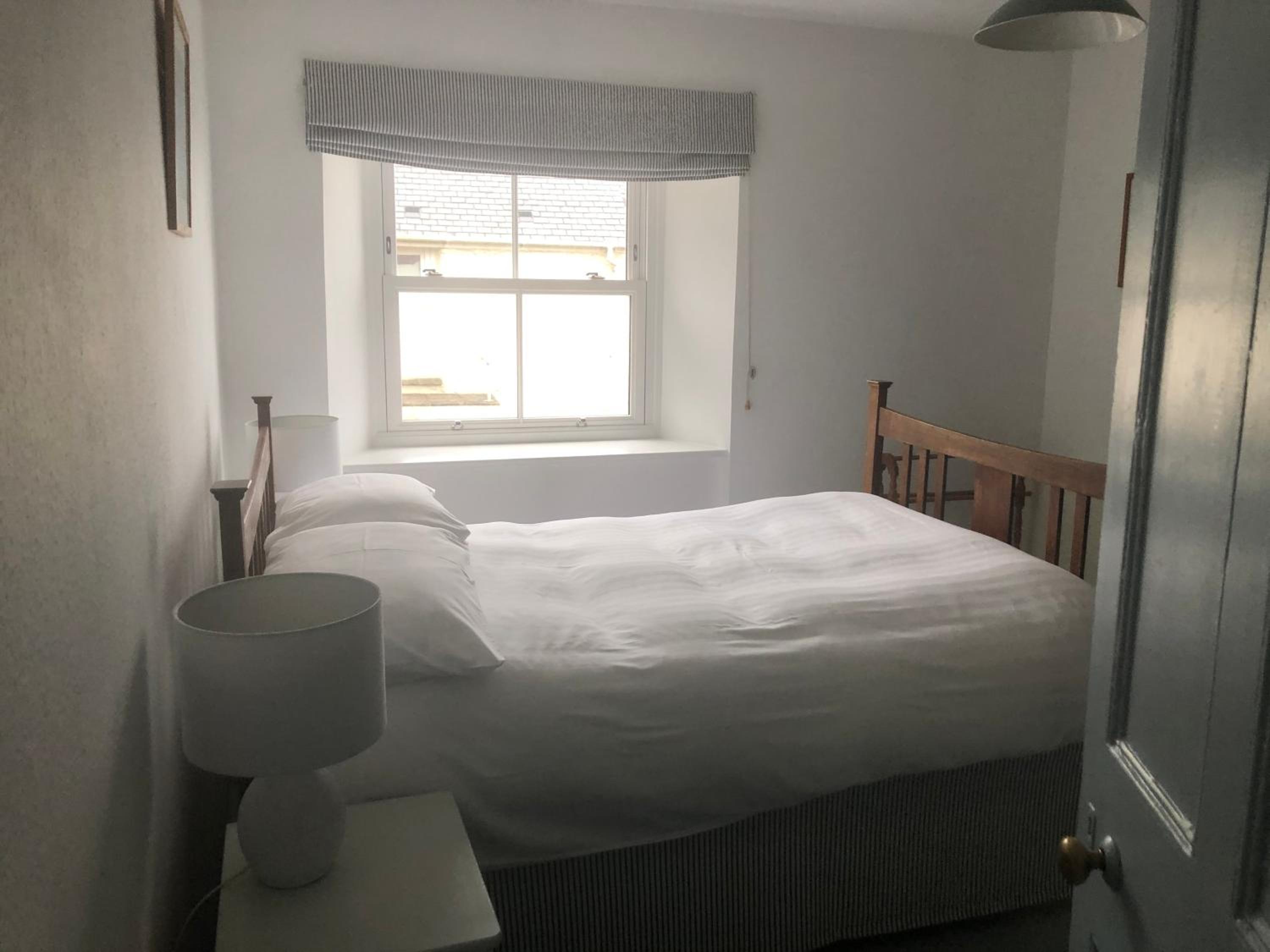 Four-Bedroom House photo 2