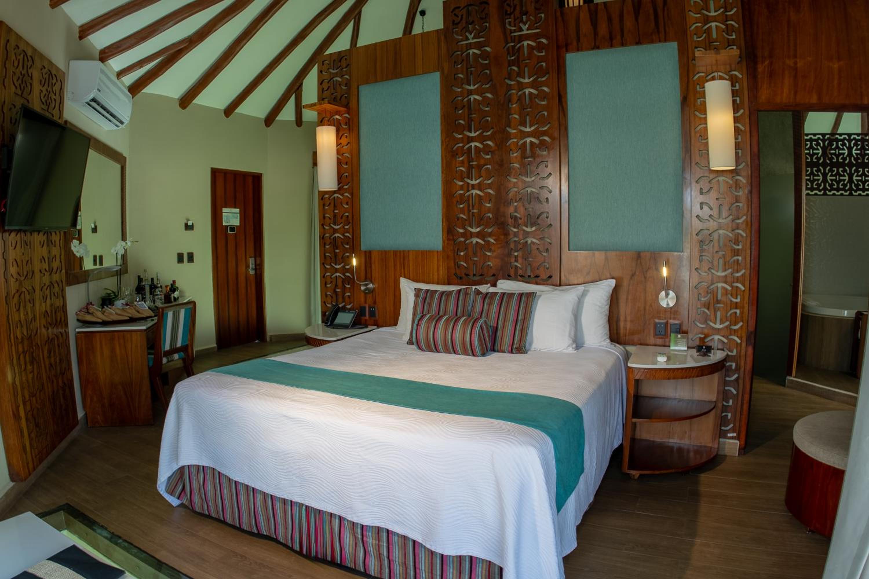 Palafitos – Overwater Bungalows