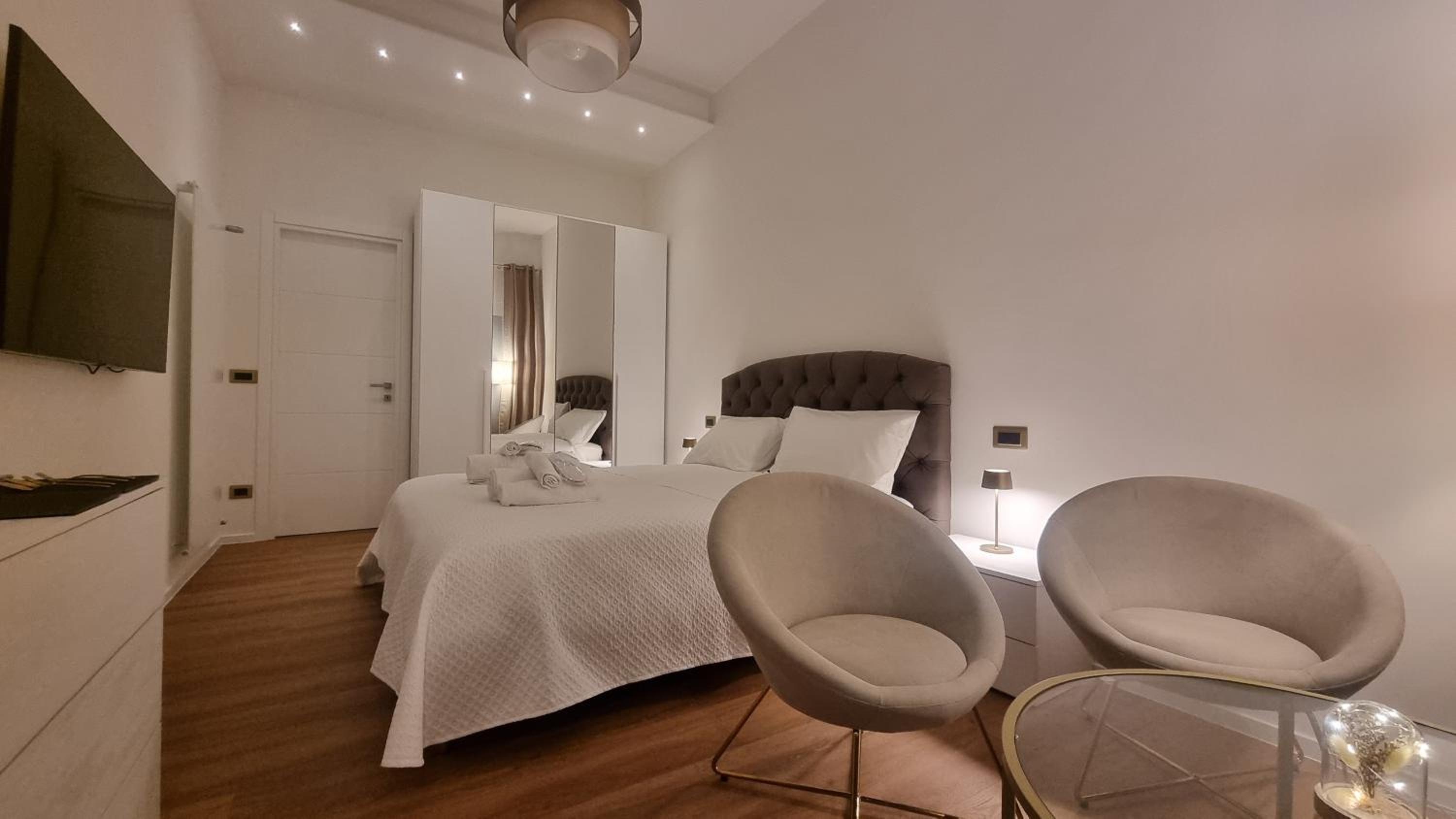 Queen Room with Garden View