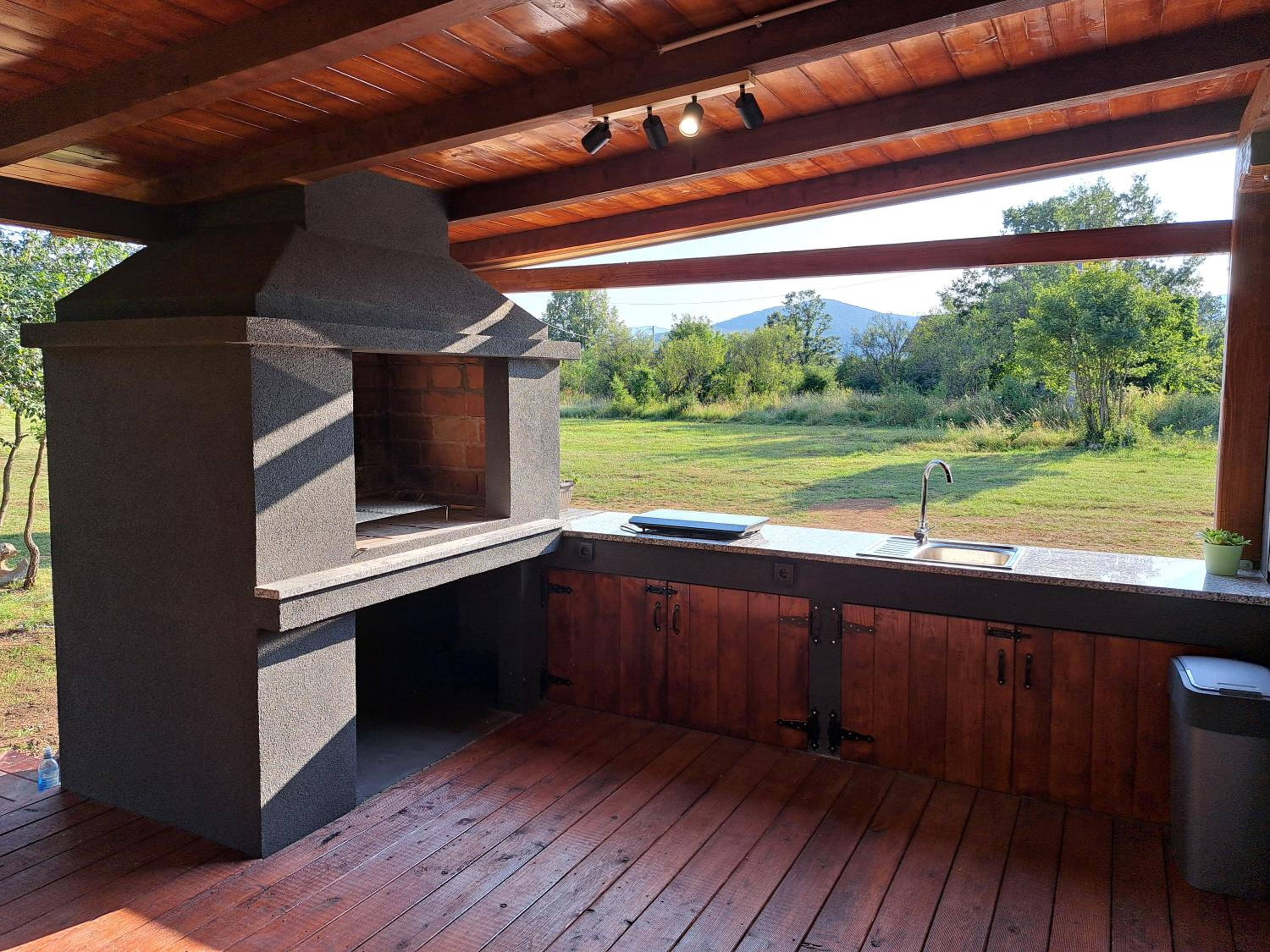 Three-Bedroom House photo 2