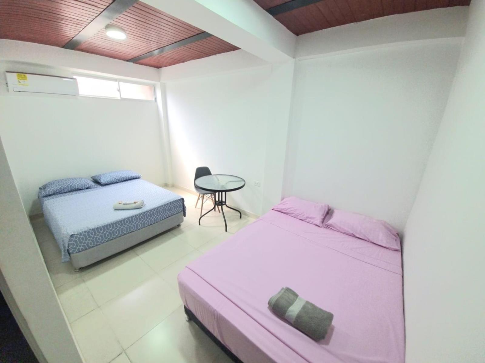 Quadruple Room with Private Bathroom photo 1