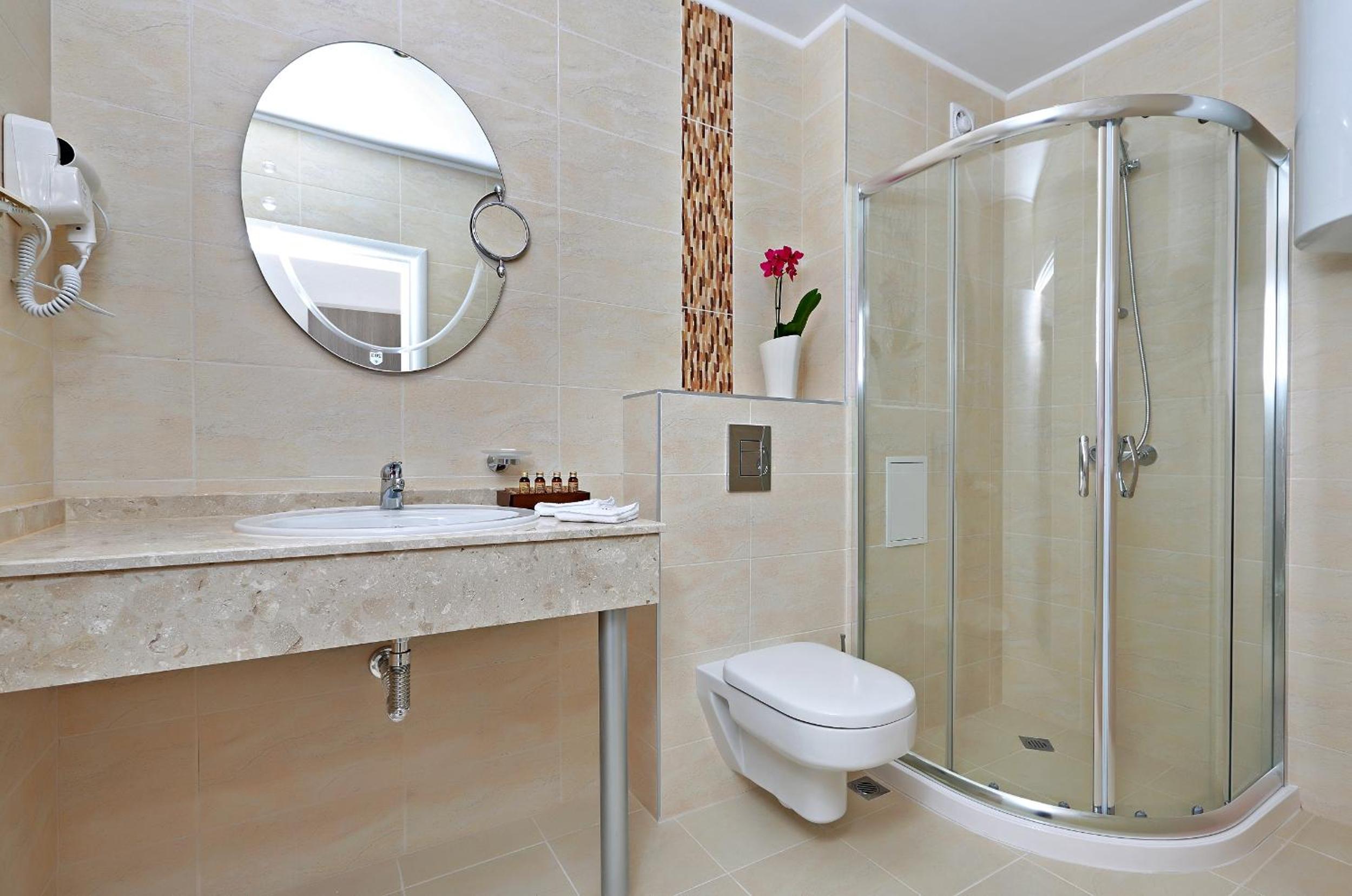 One Bedroom Suite  photo 3