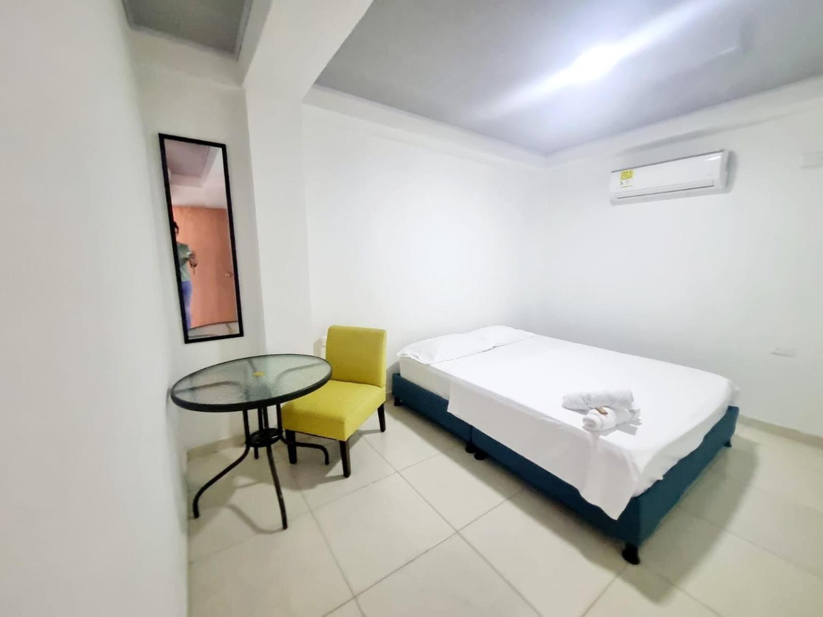 Double Room with Private Bathroom photo 1