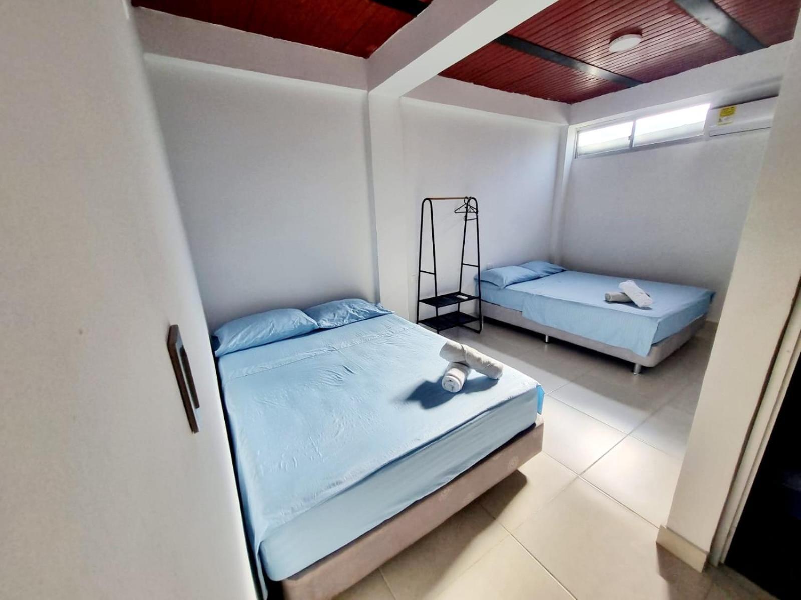 Quadruple Room with Private Bathroom photo 1