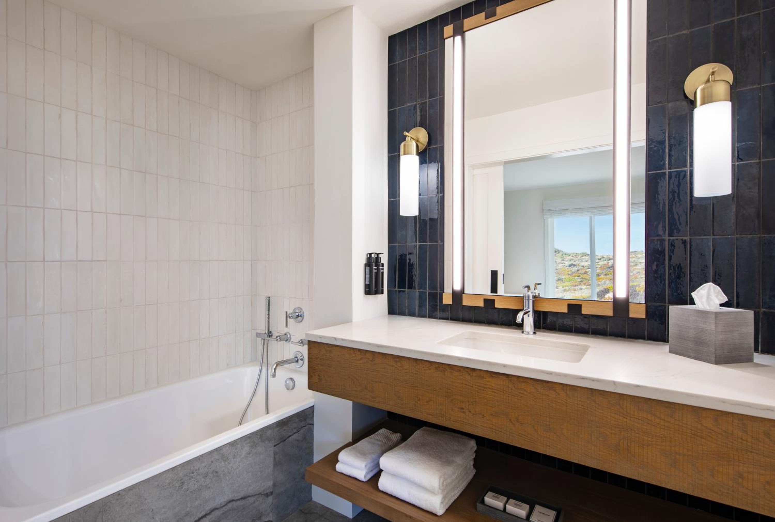 Ocean View Junior Suite - Photo 8