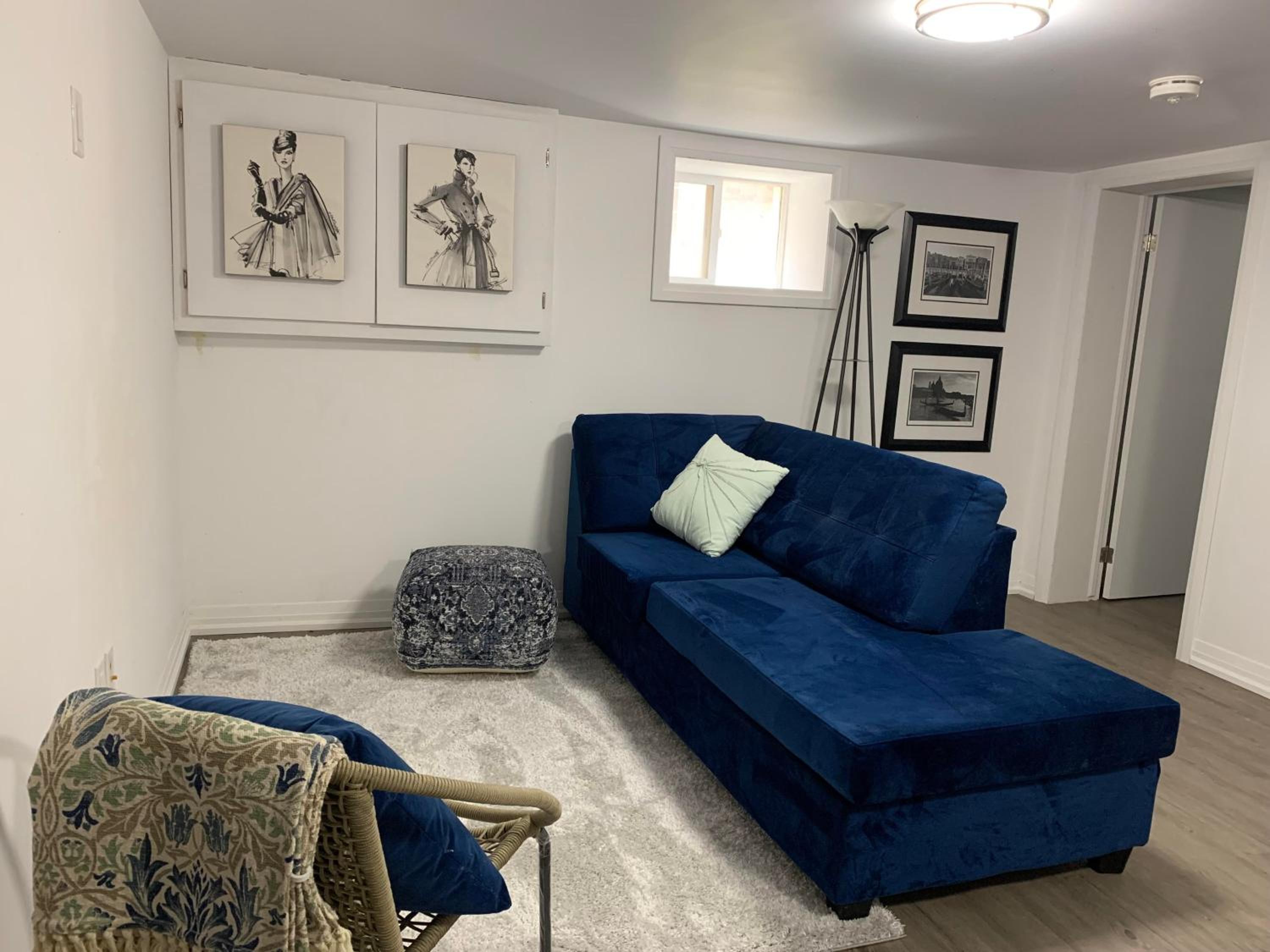 One-Bedroom Apartment photo 2