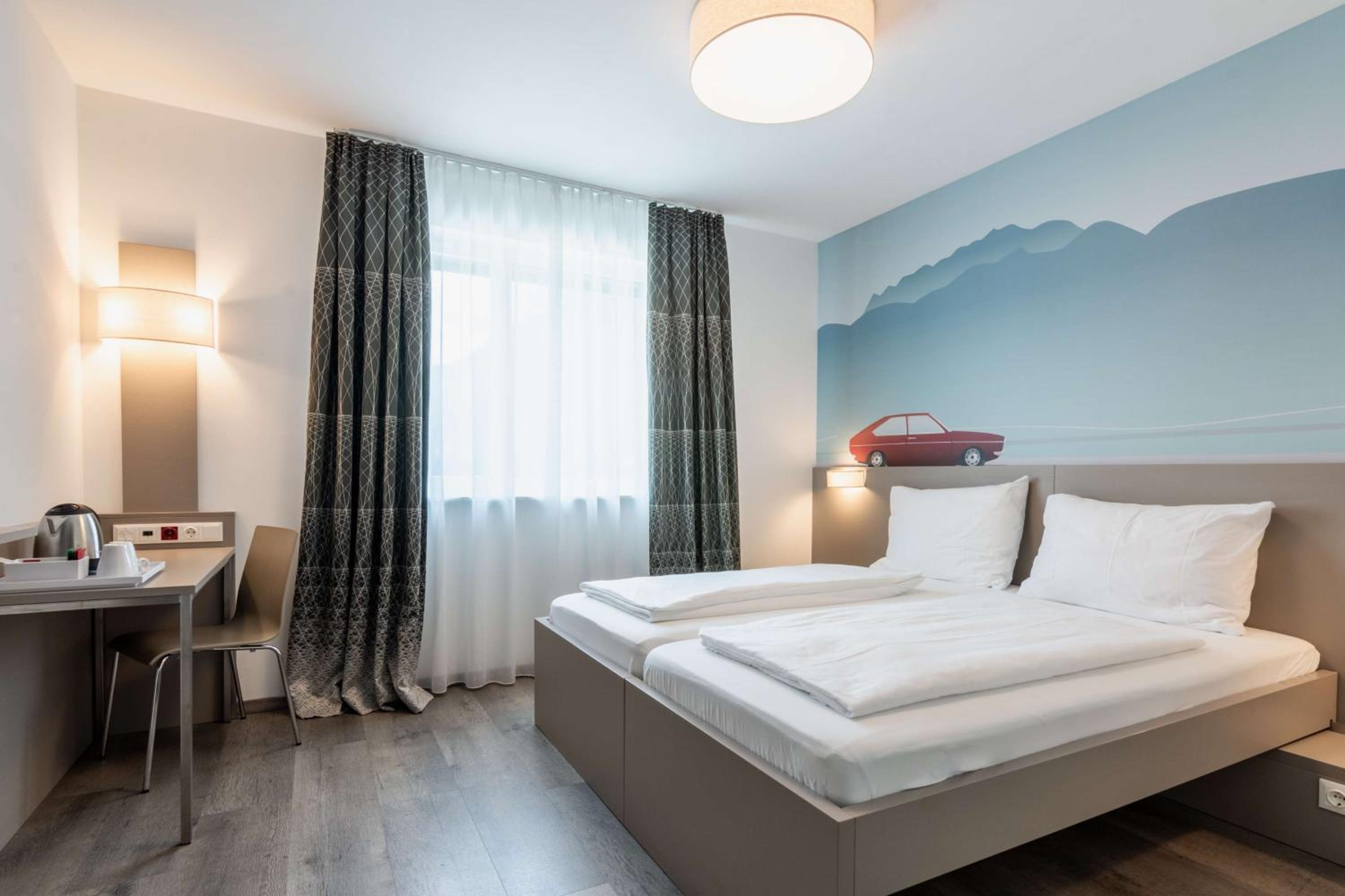 Standard Double Room with Double Bed - Photo 1