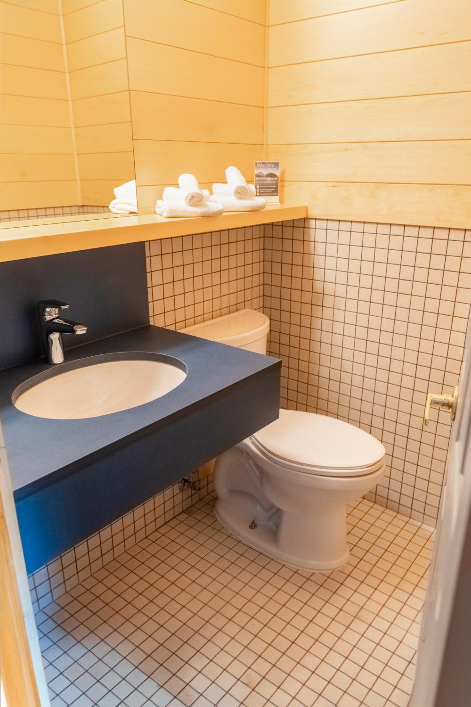 Private Suite photo 2