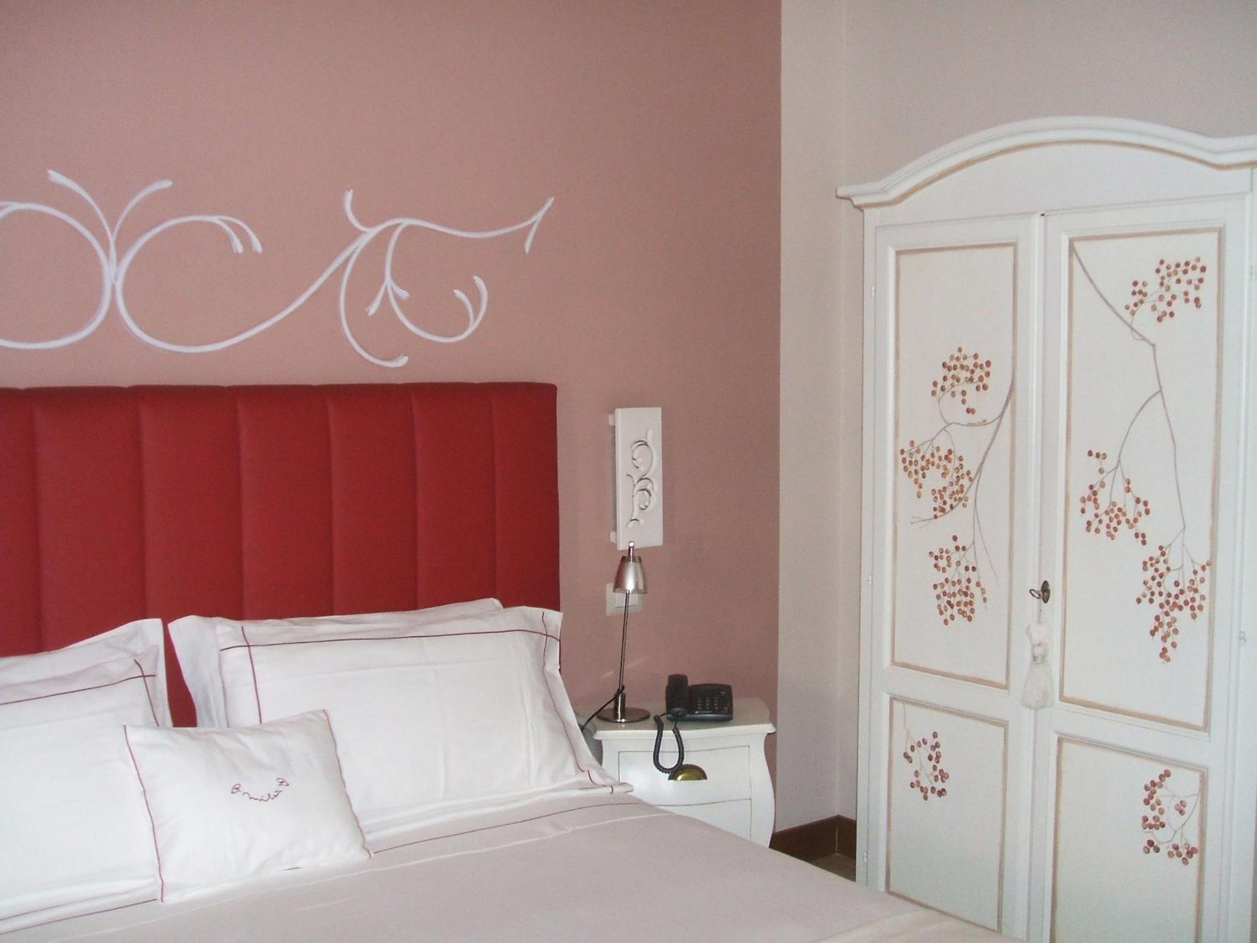 Deluxe Double Room - Photo 1