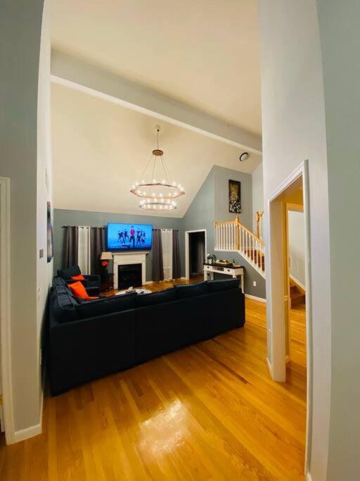Four-Bedroom House photo 2