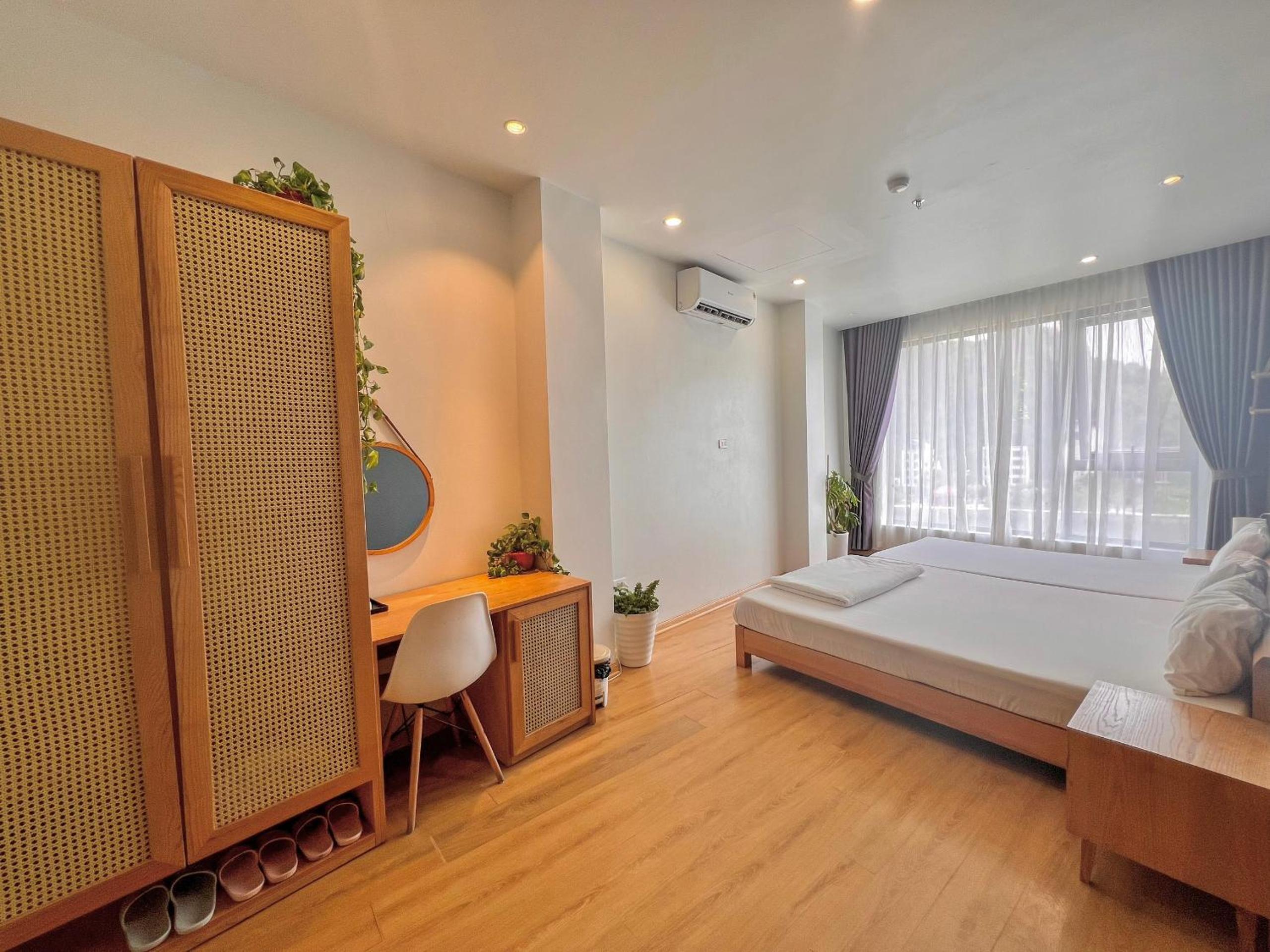 Triple Room with Sea View - Photo 3