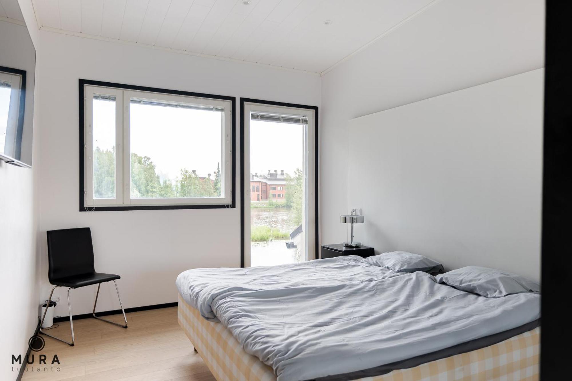 Villa photo 2