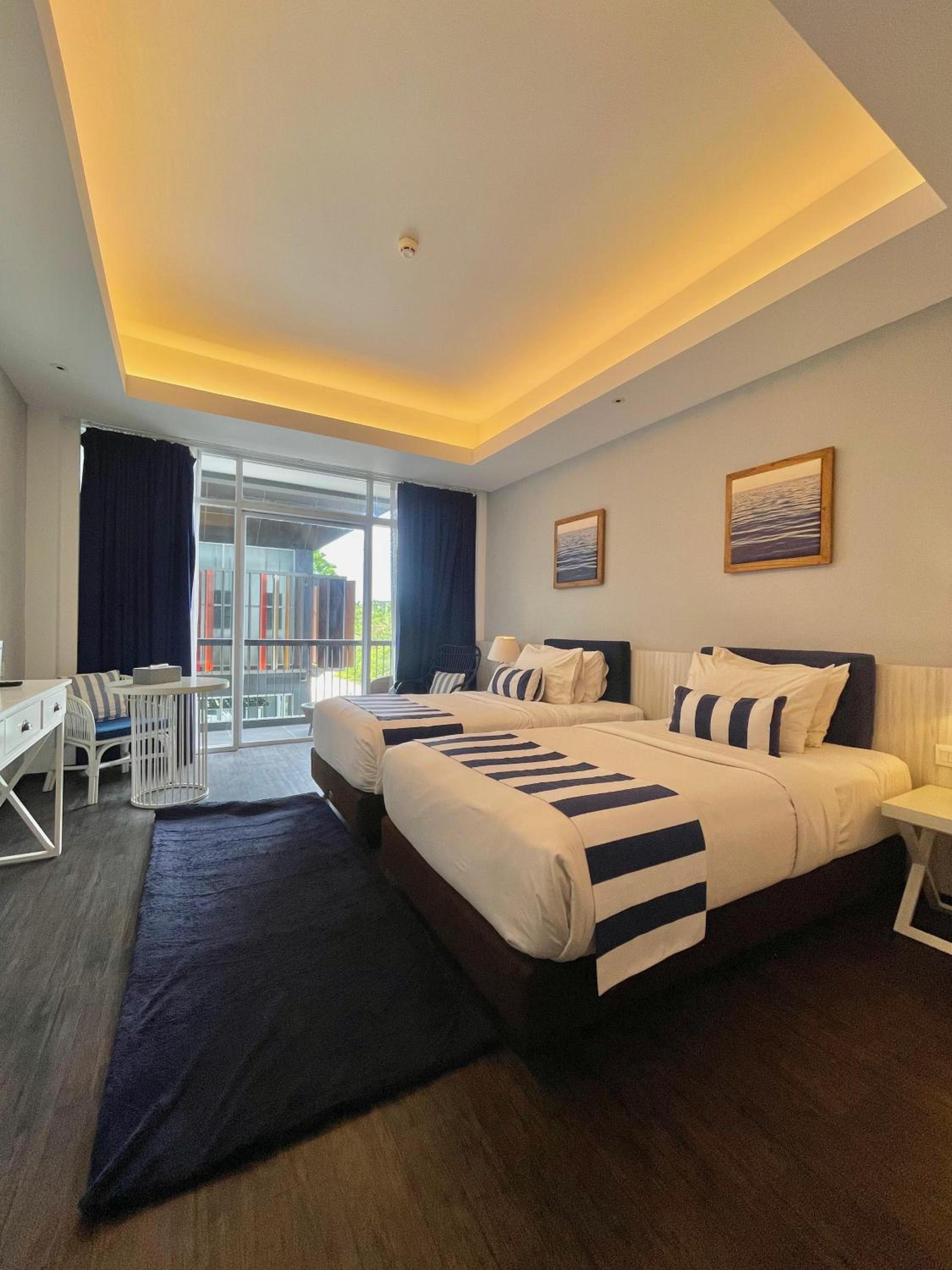 Superior Twin Room - Photo 1