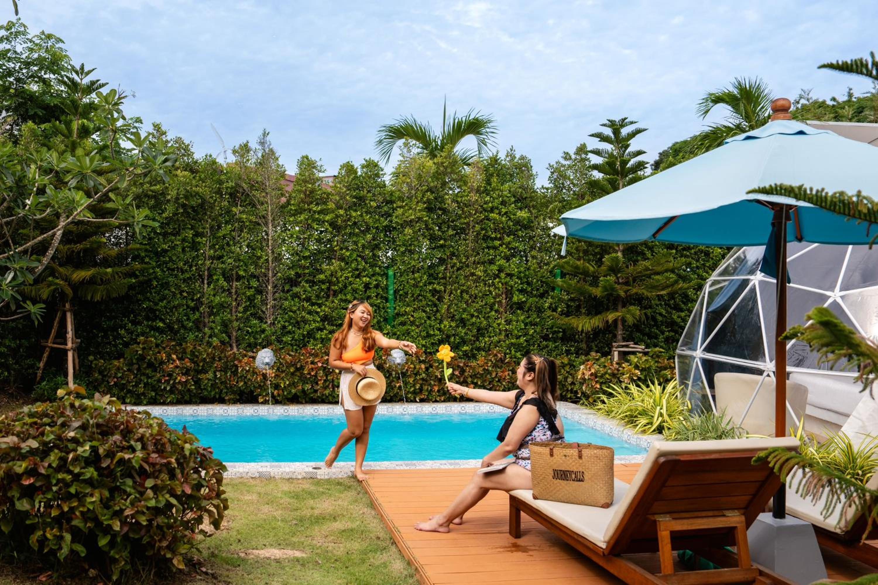 Le Dome Family with Private Pool photo 3