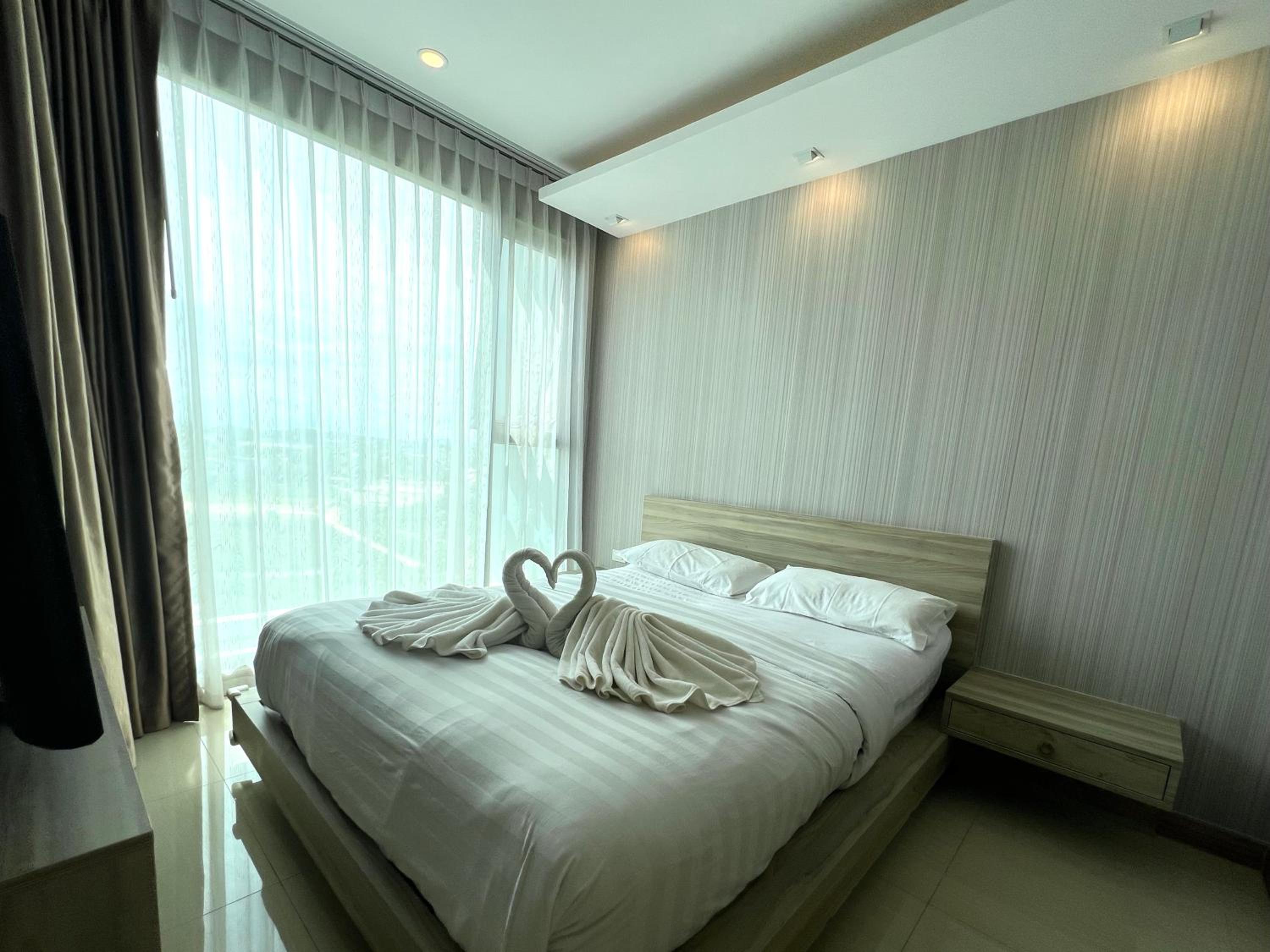 One-Bedroom Apartment With Balcony photo 1