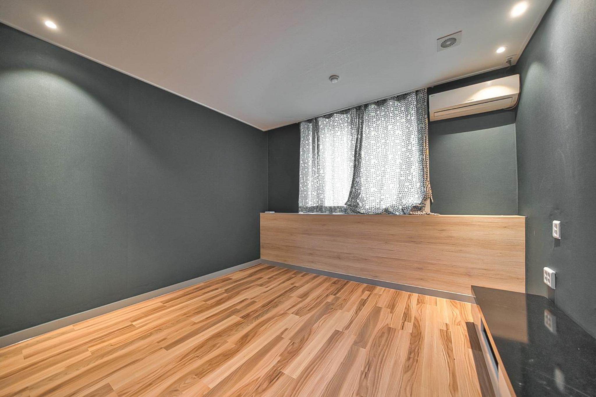 Standard Ondol (Mountain View)