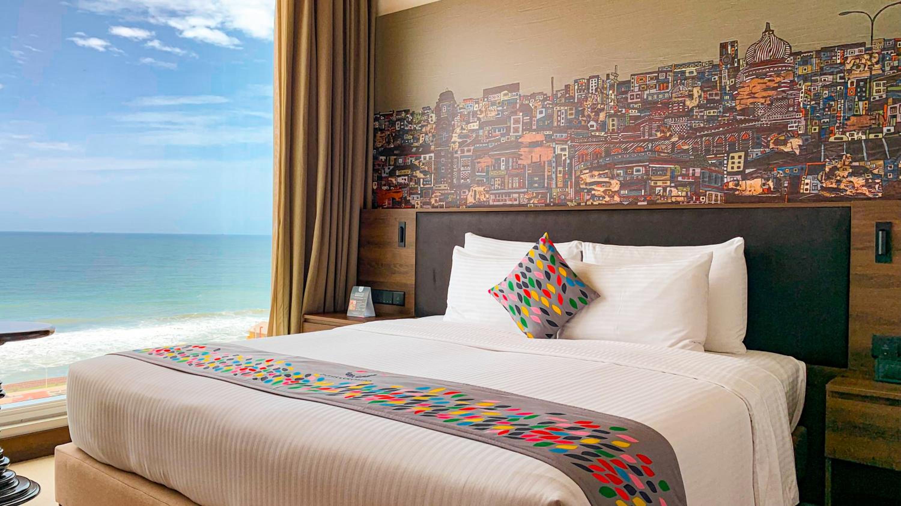 Deluxe King Room with Sea View  - Photo 11