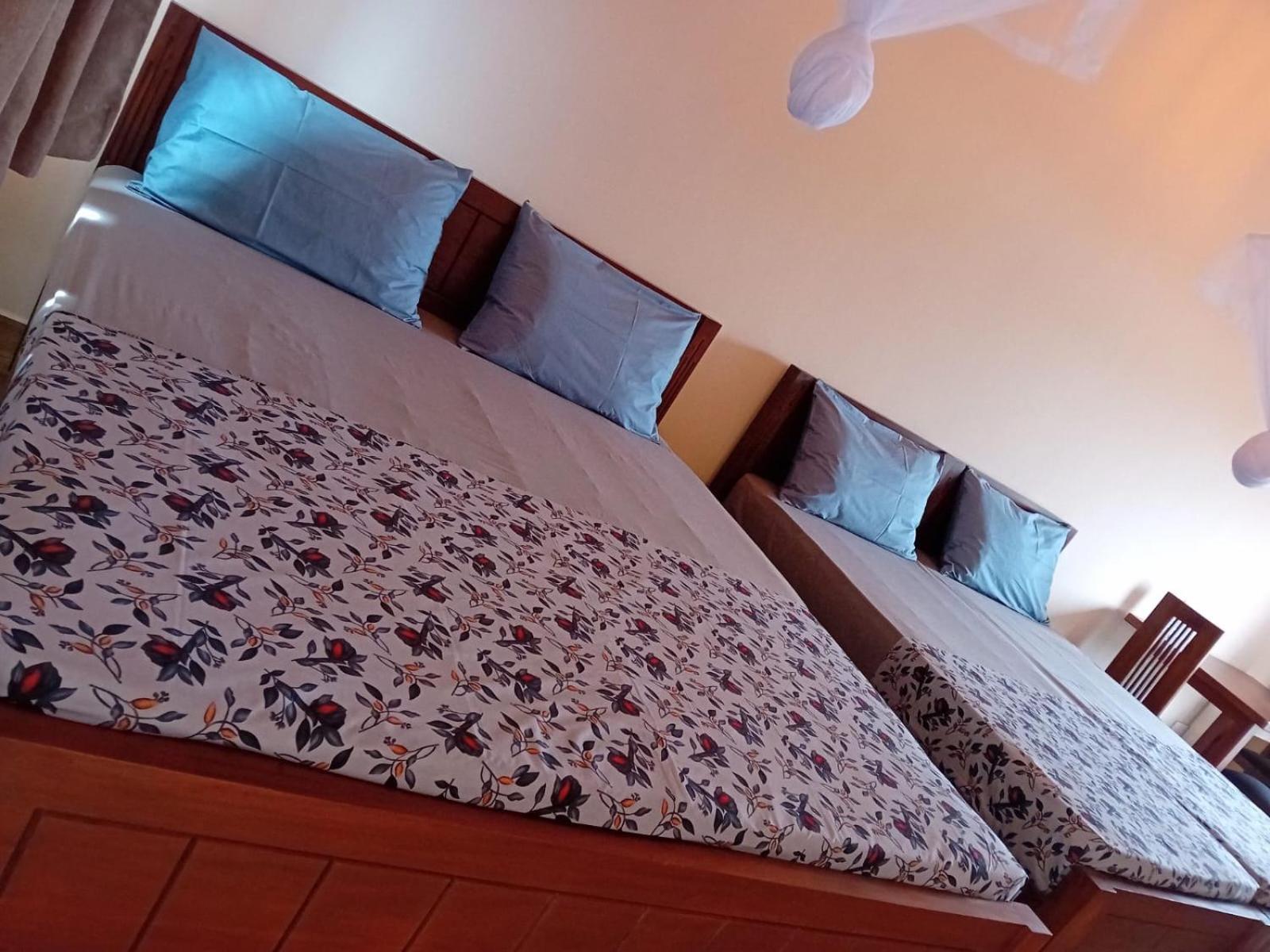 Comfort Quadruple Room - Photo 9