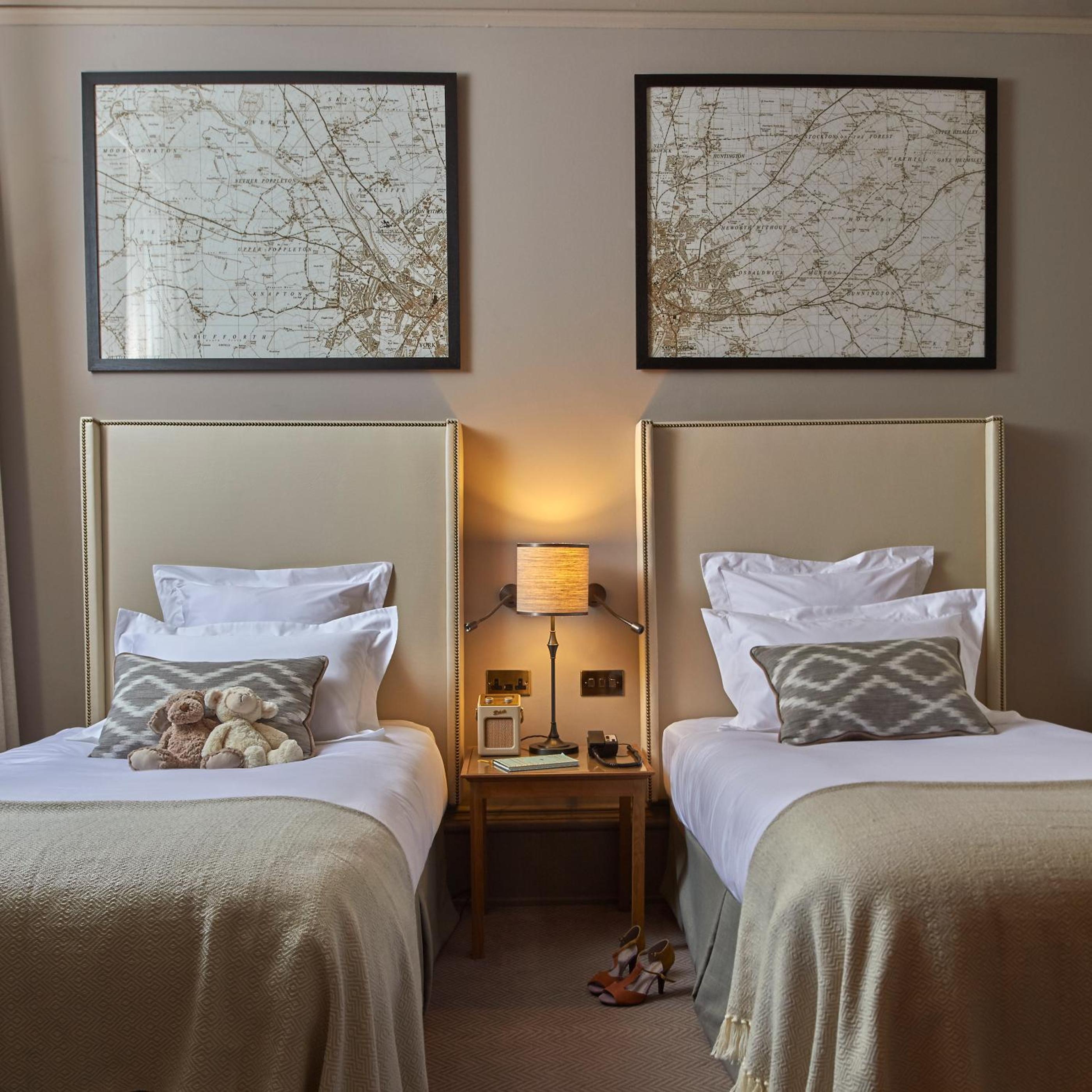 Standard Twin Room - Photo 1