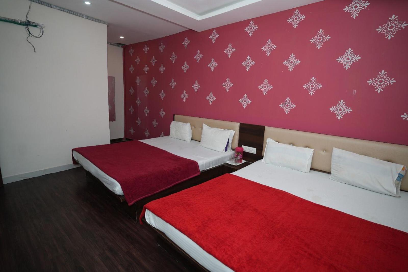 Deluxe Family Room