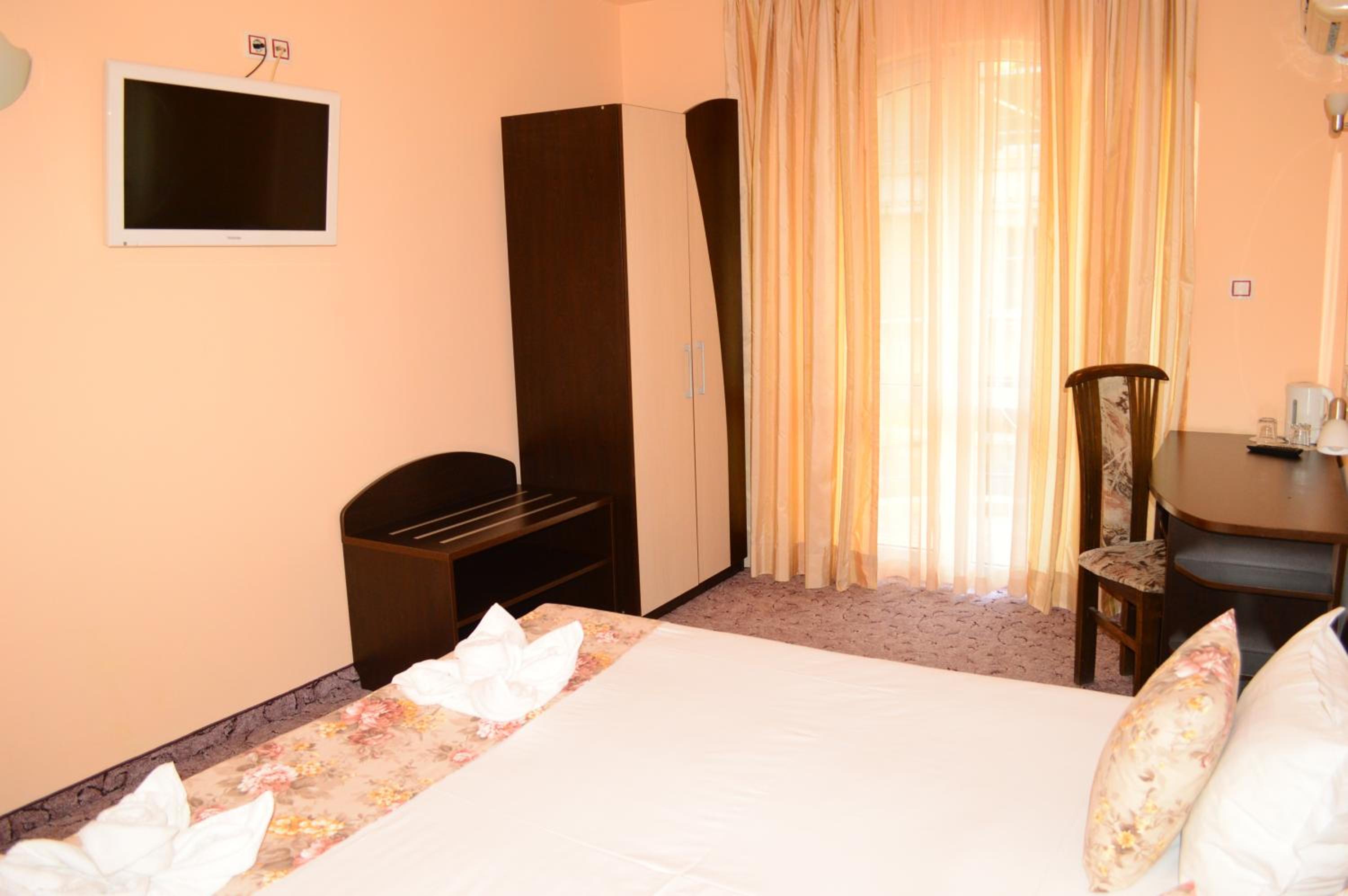 Deluxe Double Room - Photo 4