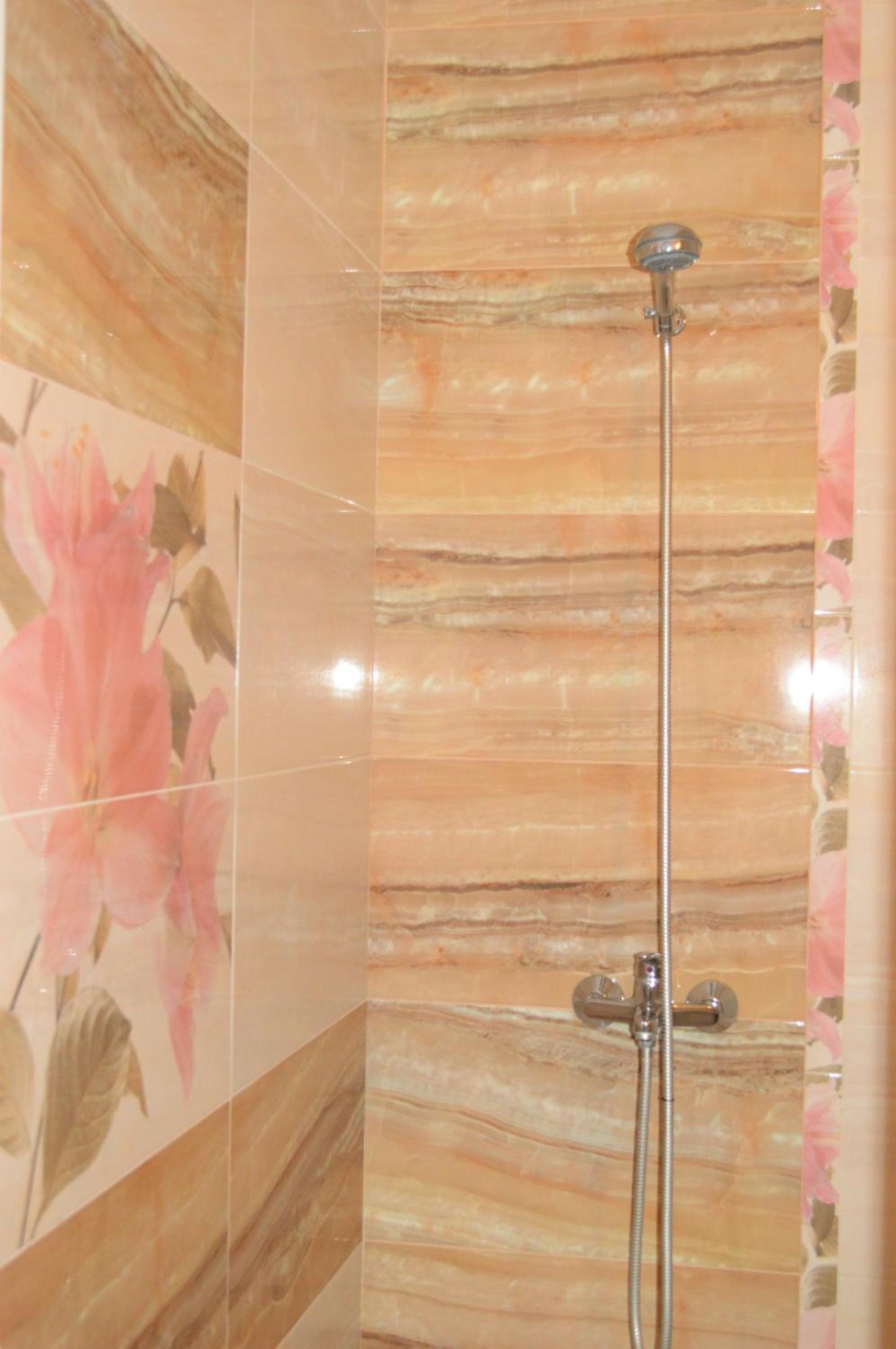 Deluxe Triple Room - Photo 11
