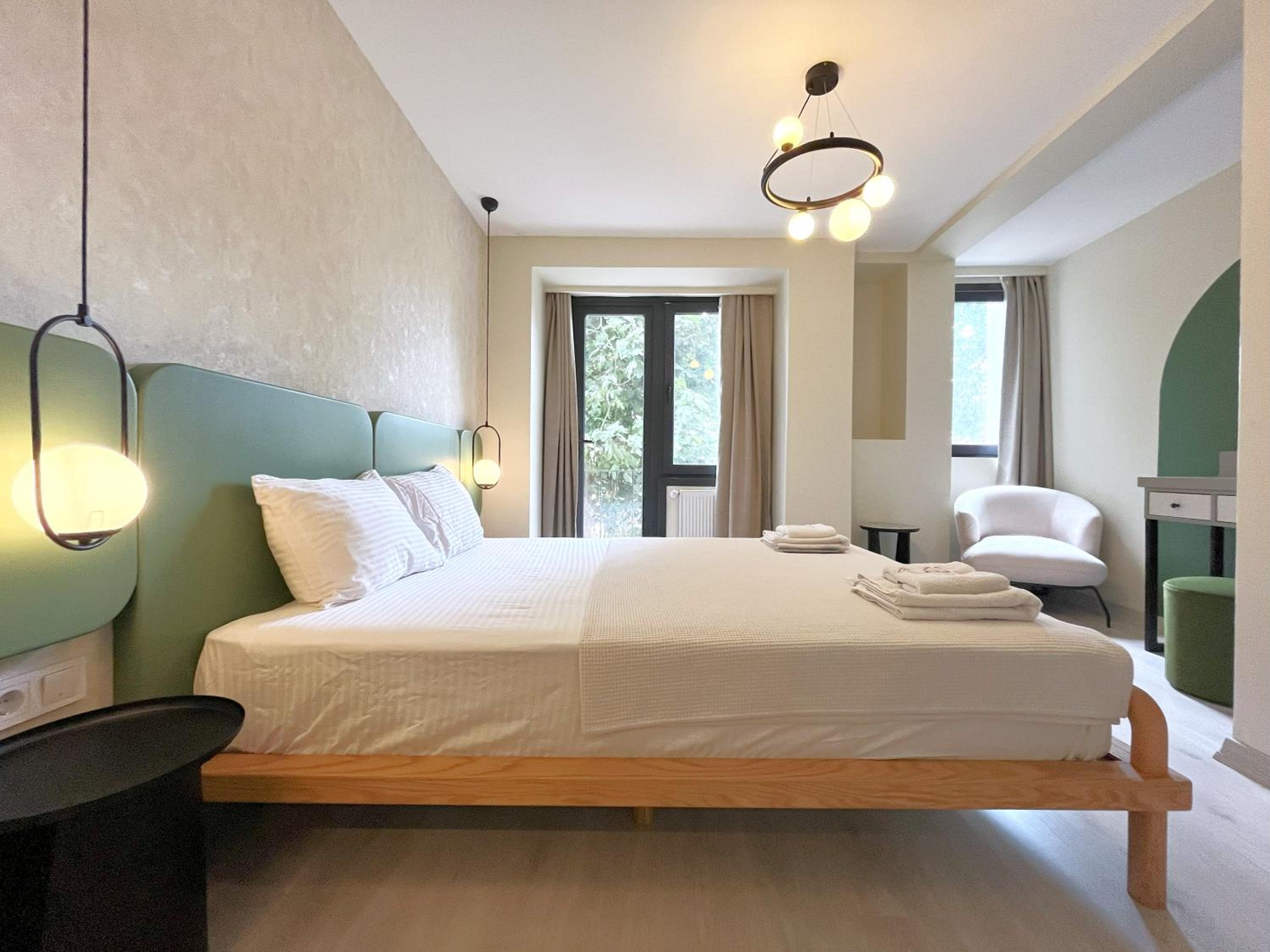 Deluxe Triple Room photo 2