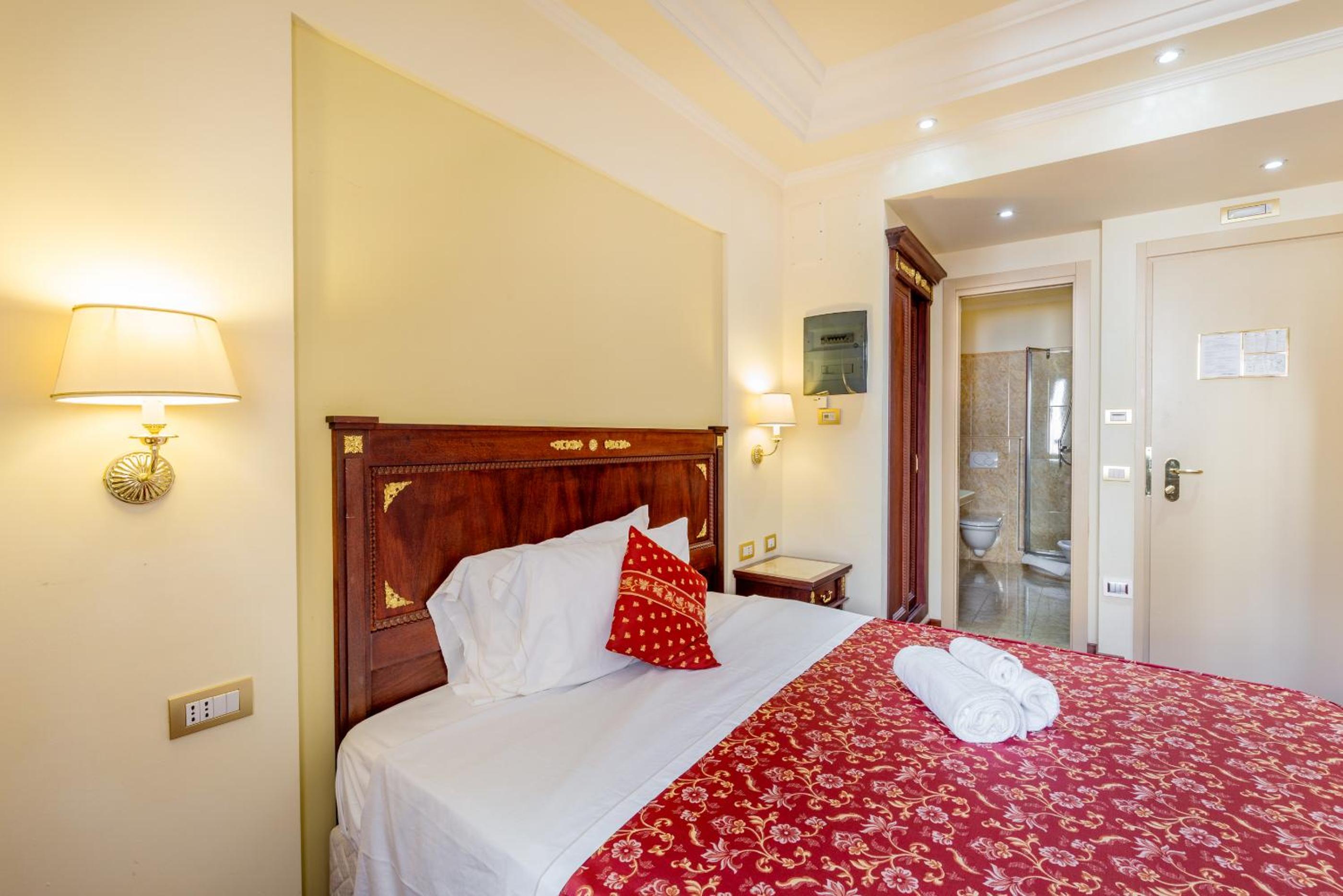 Single Room photo 3