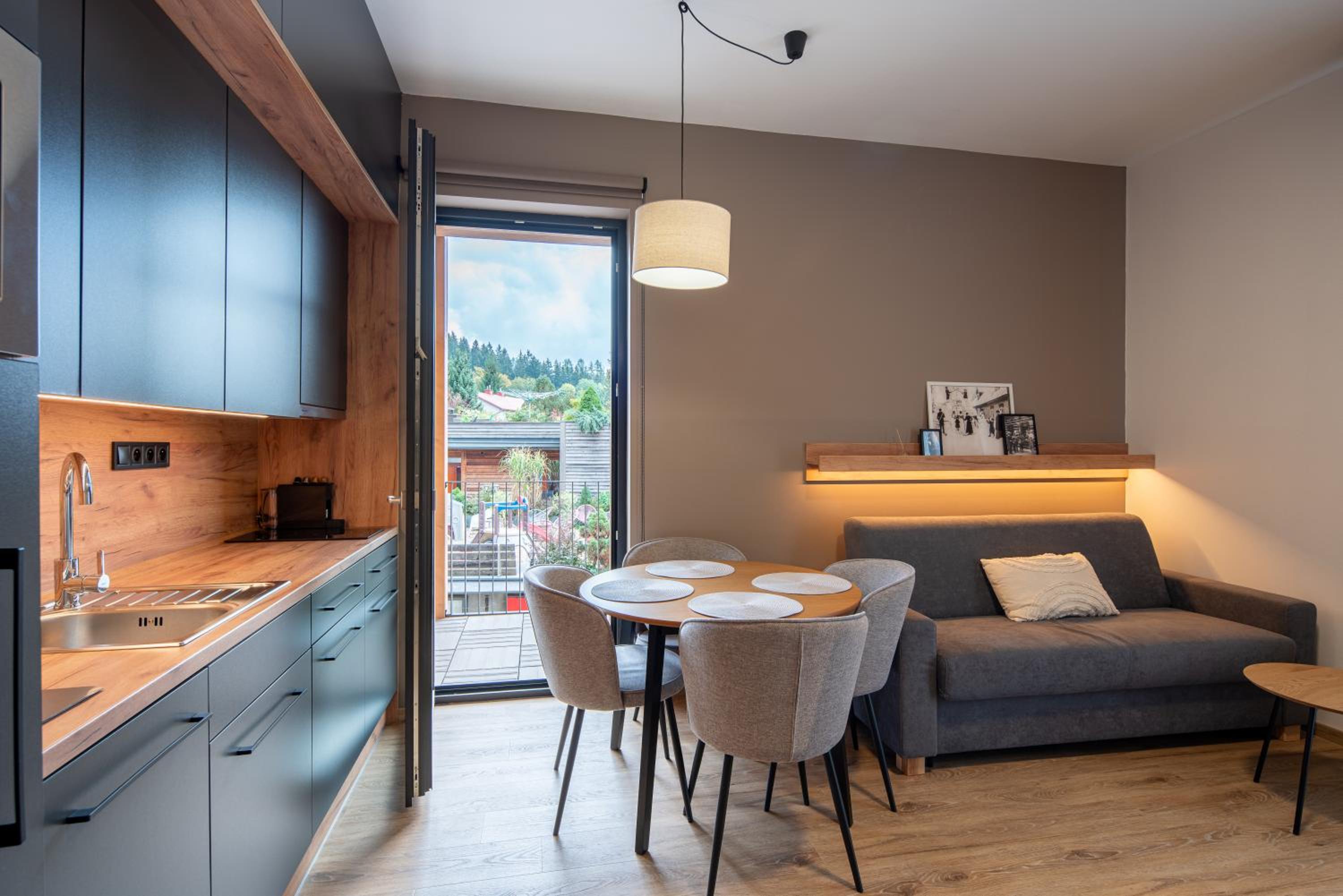 Junior Suite with Balcony photo 2