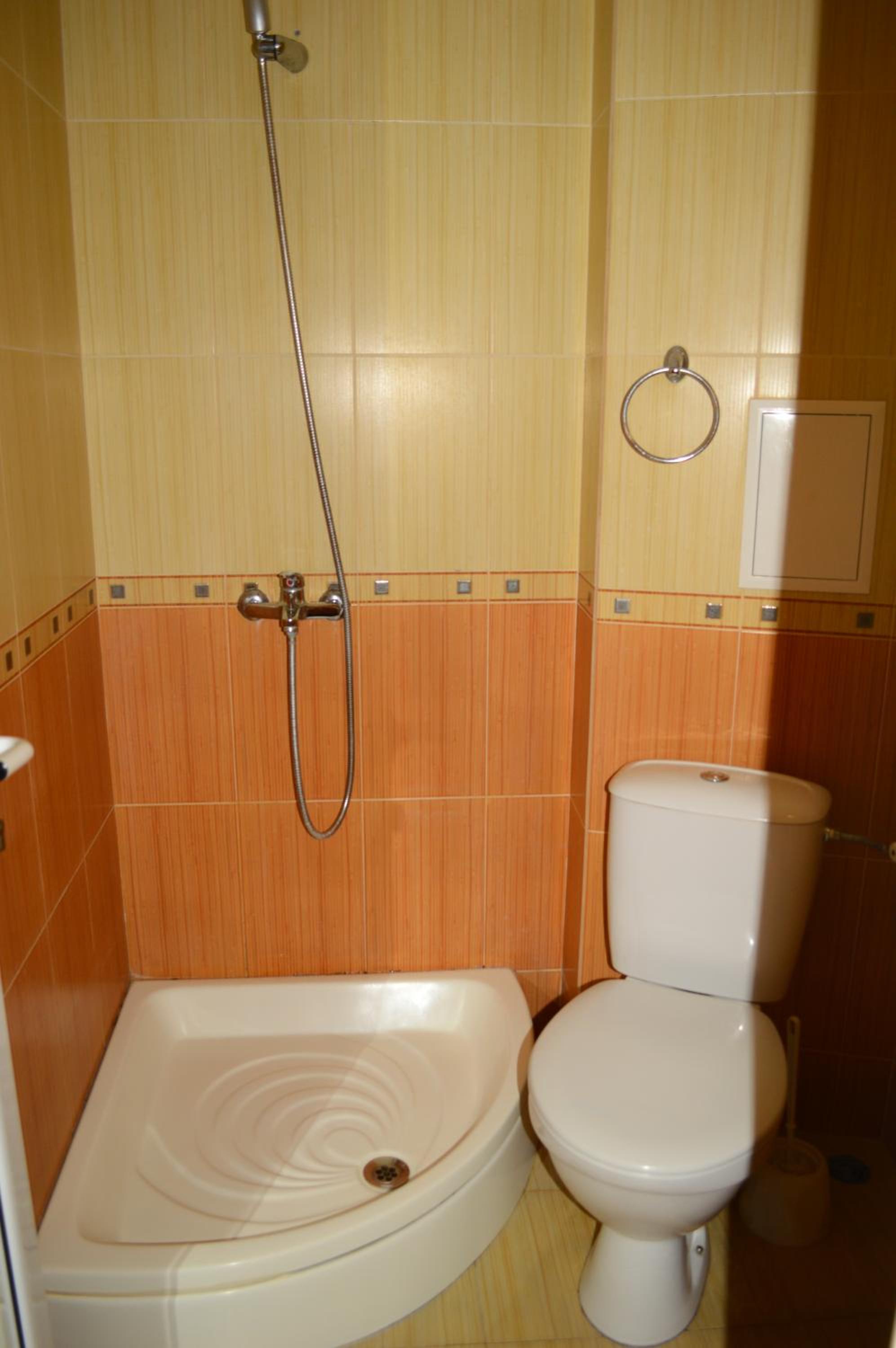 Standard Double or Twin Room - Photo 7