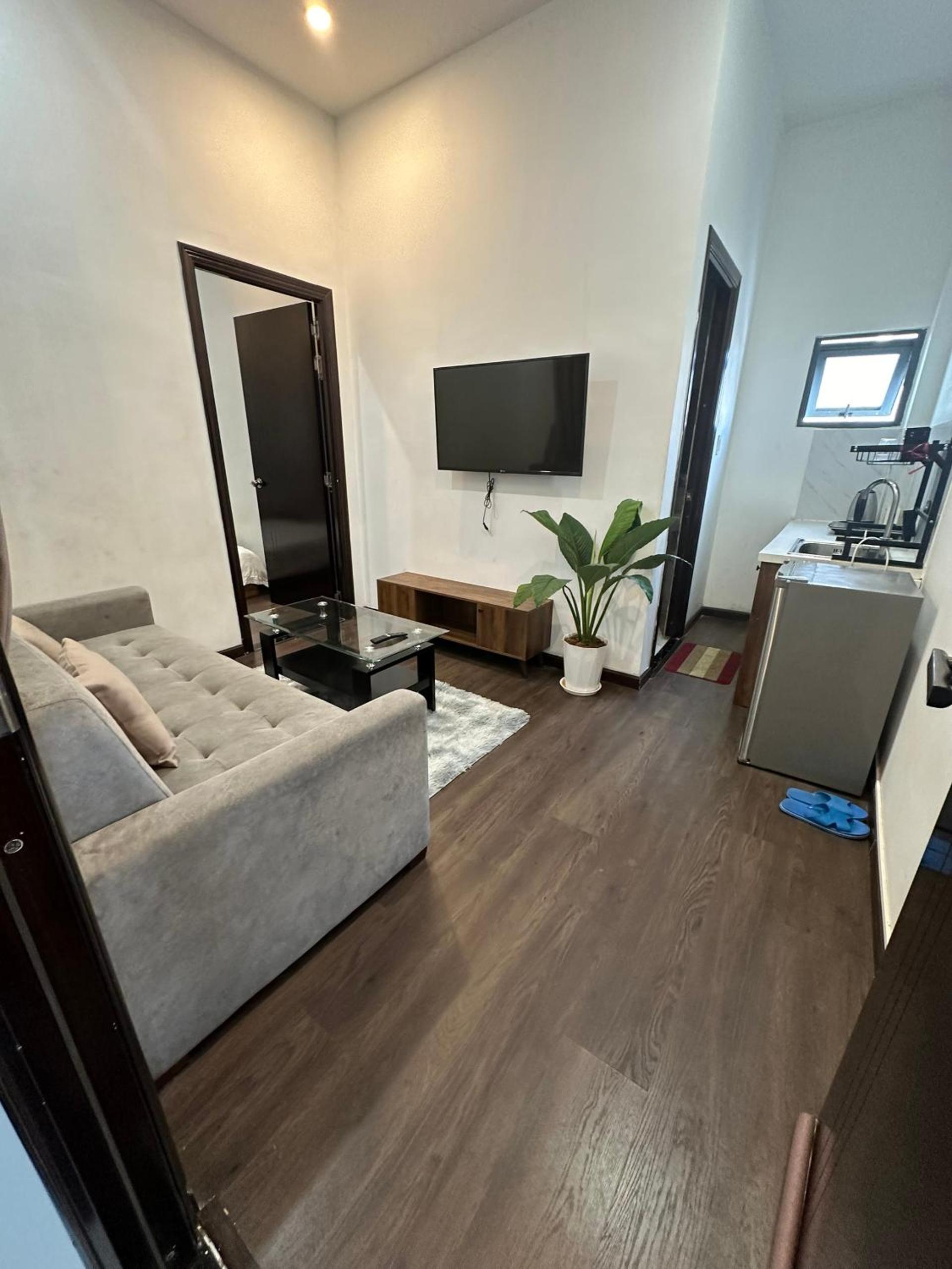 One-Bedroom Apartment
