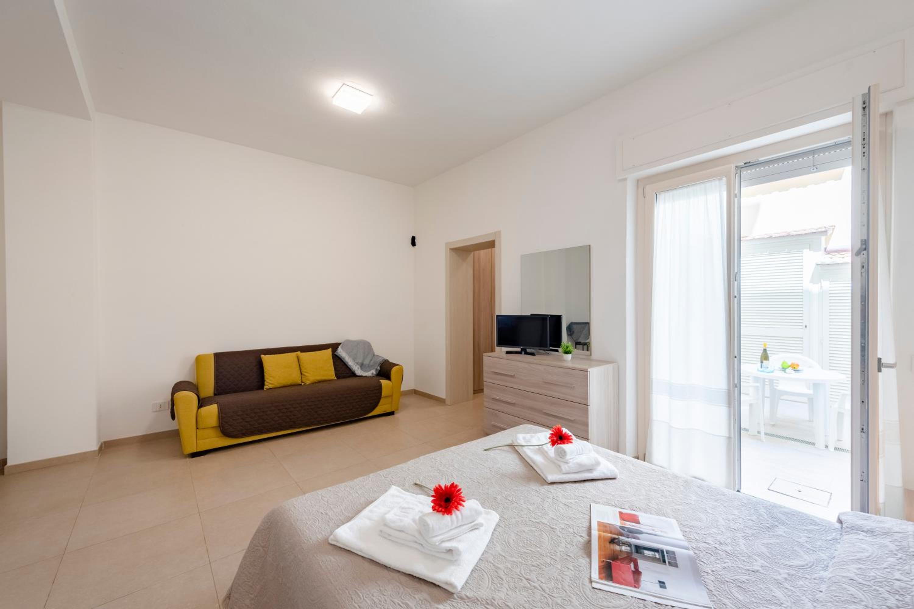 One-Bedroom Apartment