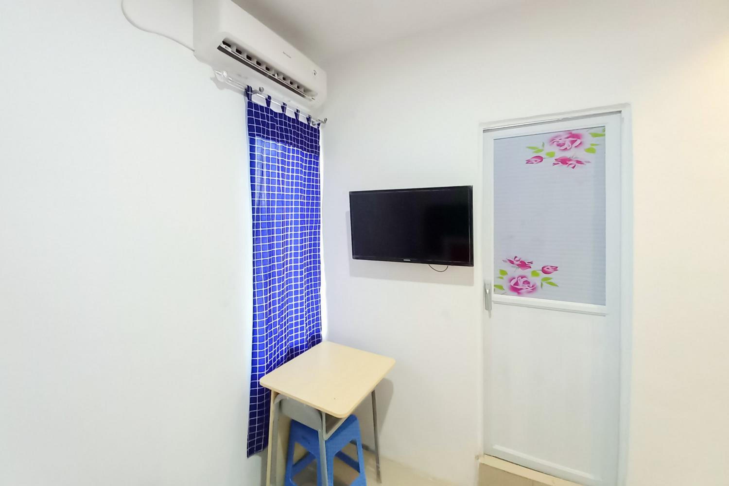 Standard Twin Room - Photo 7