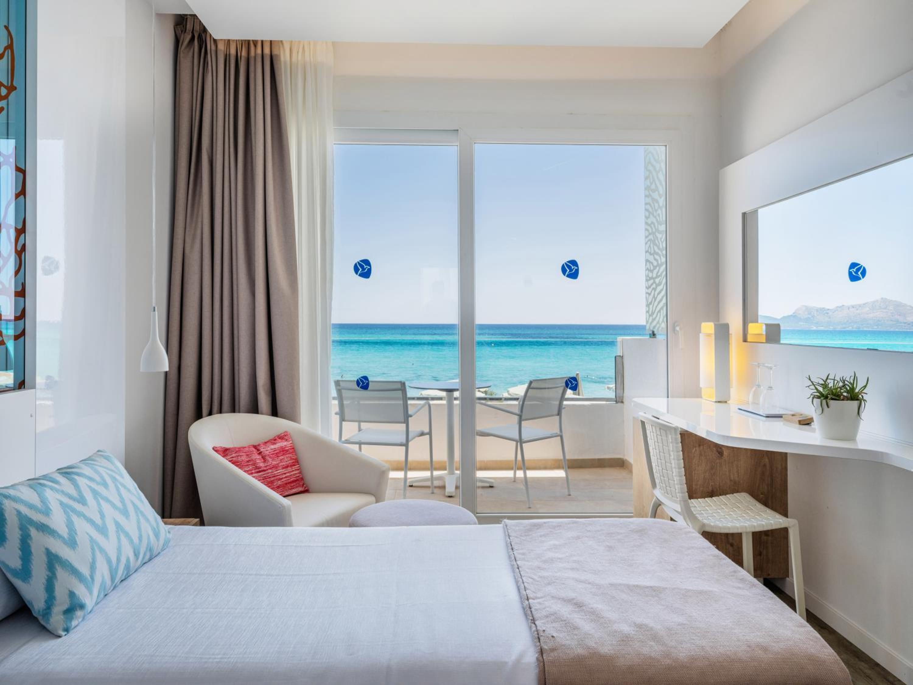 Habitación Doble con Vista al Mar